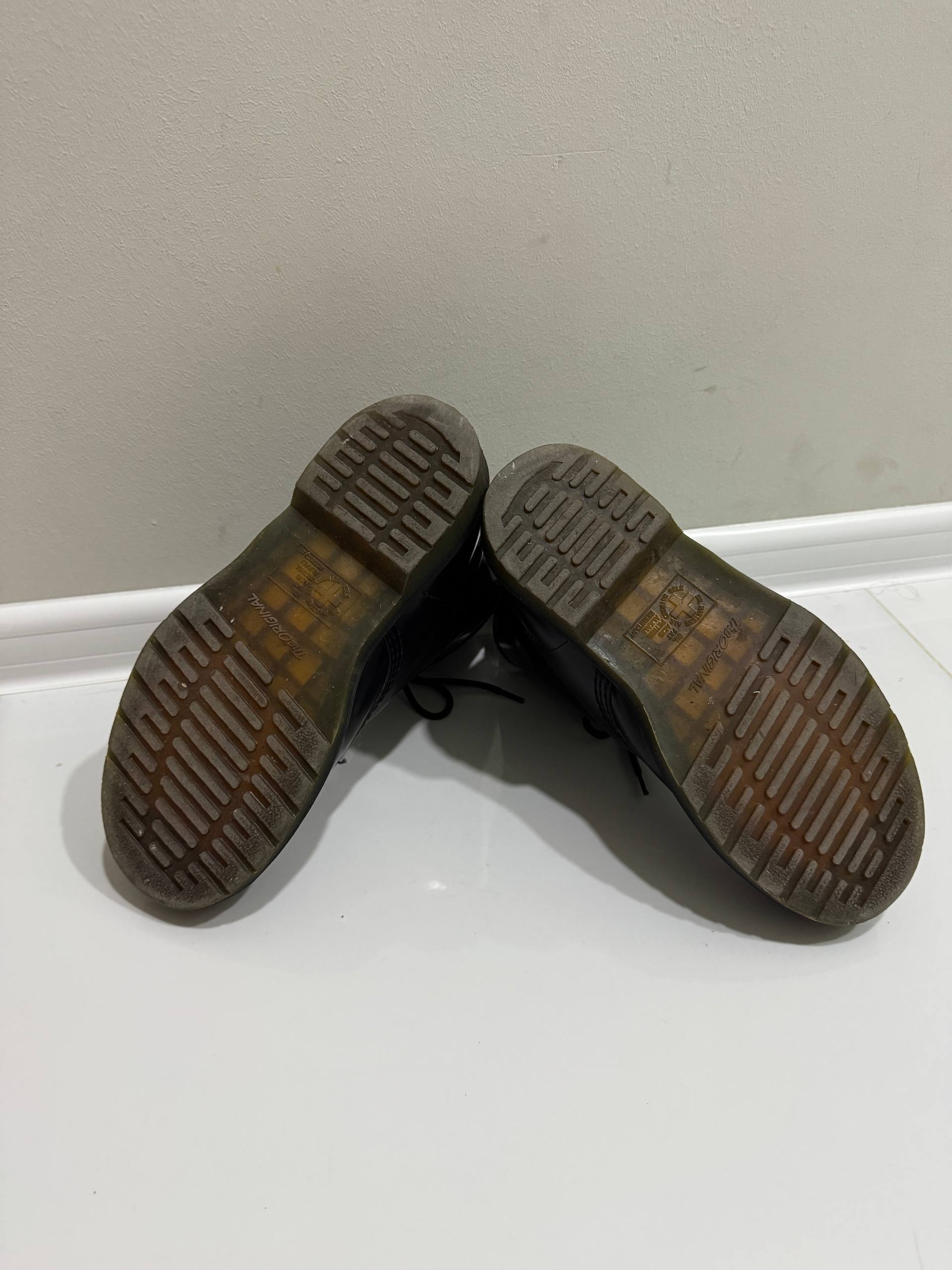 Dr. Martens 1460 черные, размер 39