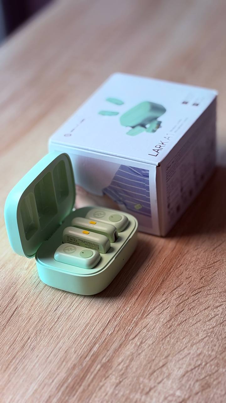 Микрофоны Lark A1 (2 шт.) с двумя трансмиттерами