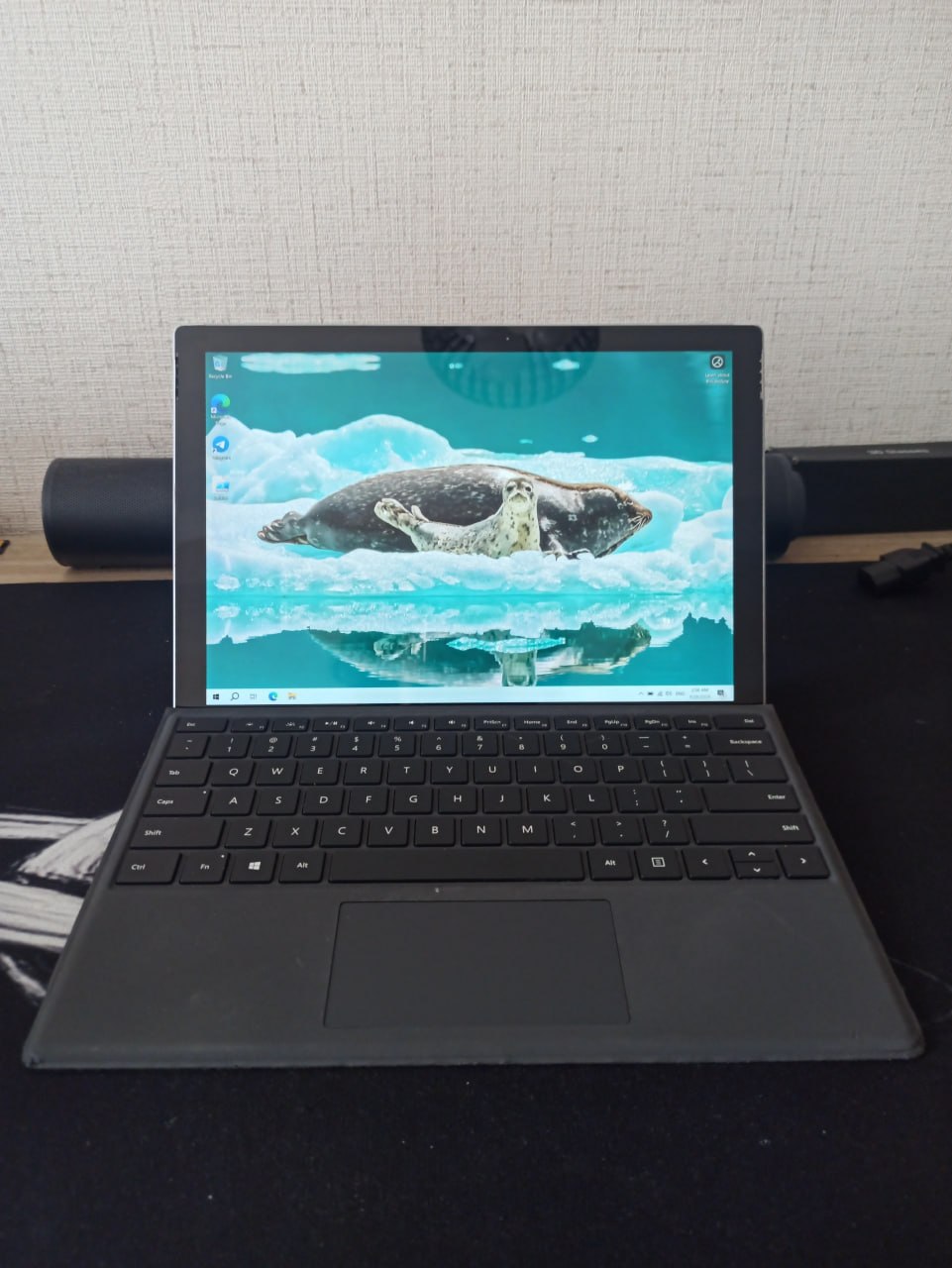 Ноутбук Microsoft Surface Pro 7 (i5-1035G4, 8/128 ГБ) с док-станцией