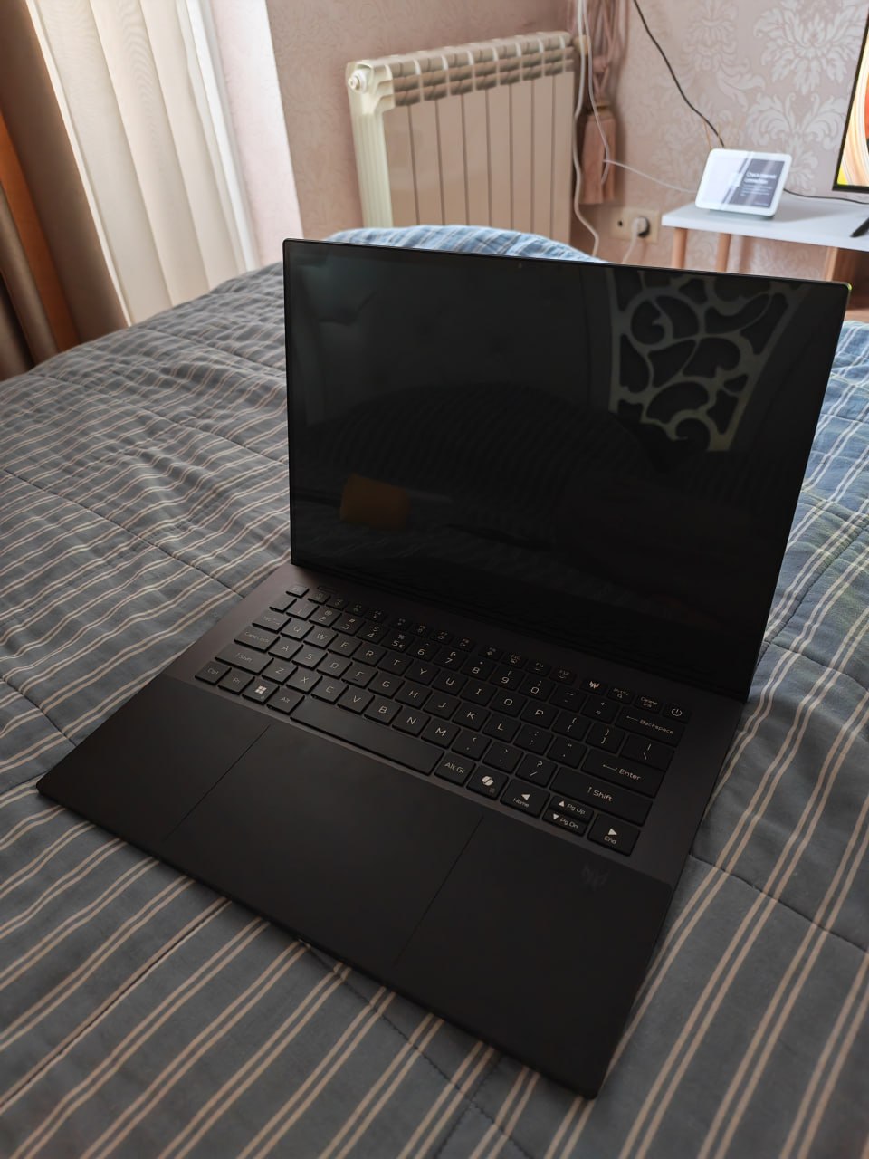 Ноутбук Acer Predator Triton 14 AI (RTX 5070, Core Ultra 9, 32GB, 2TB)
