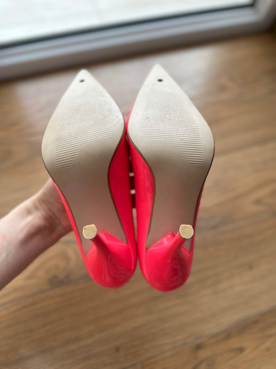 Туфли Wild Diva неоново-розовые лаковые 36-37