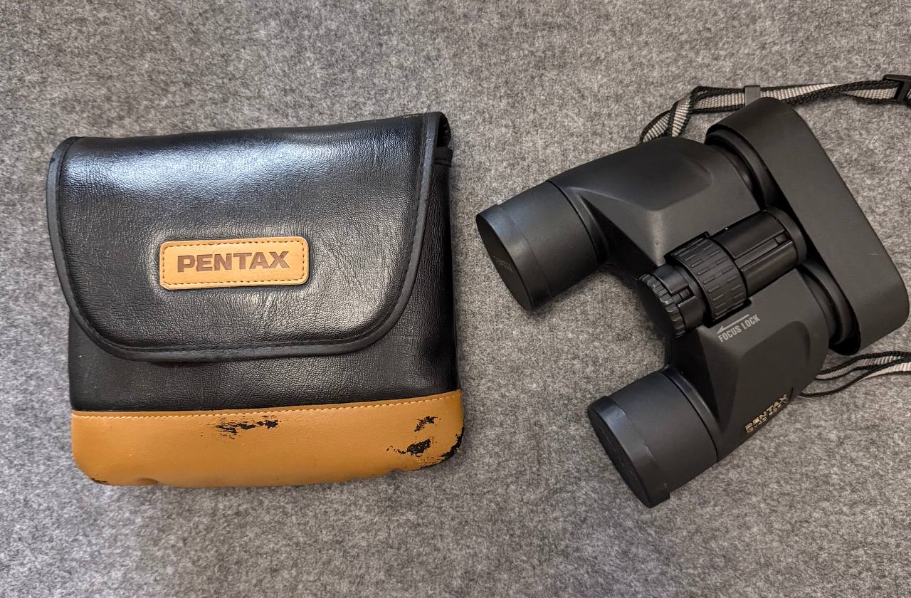 Бинокль Pentax PCF V 10x40