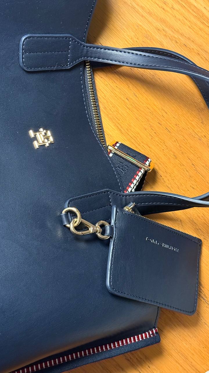 Сумка Tommy Hilfiger для ноутбука / документов