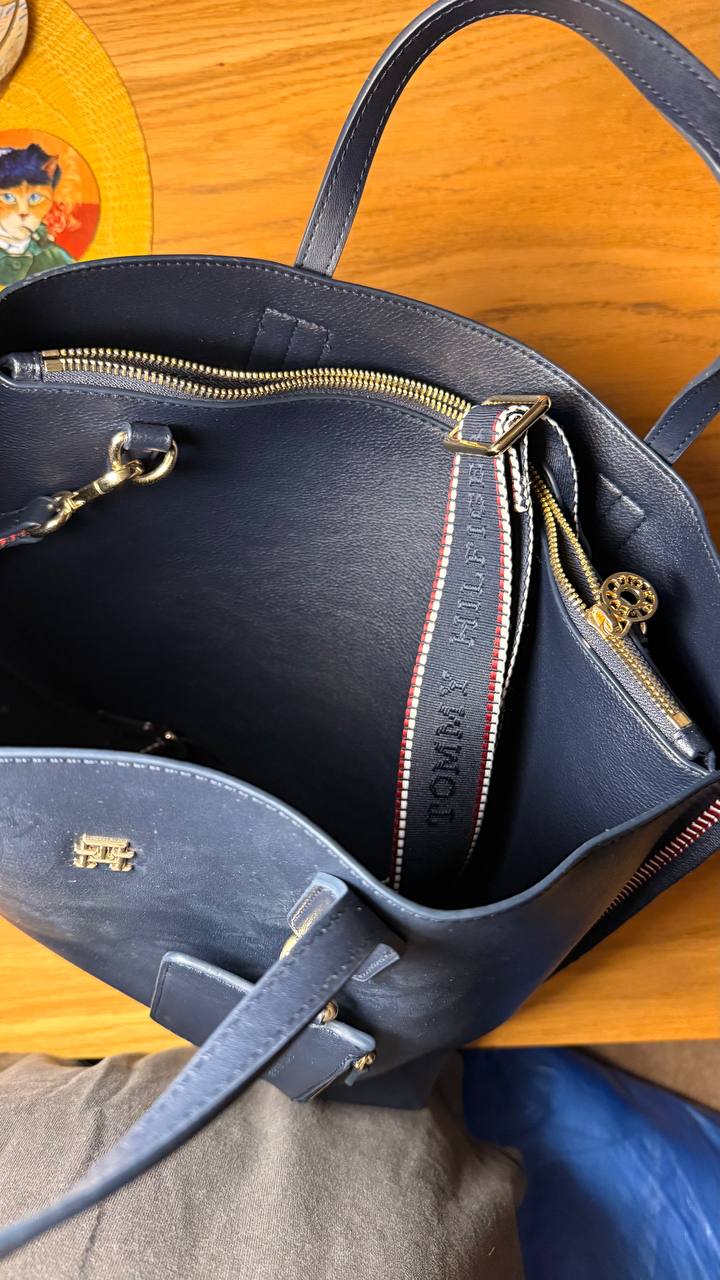 Сумка Tommy Hilfiger для ноутбука / документов