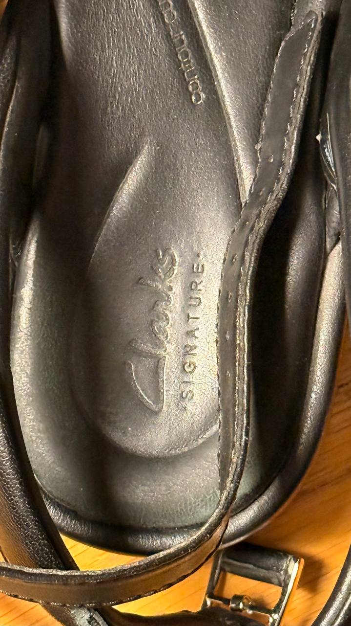 Сандалии Clarks черные 39 размер