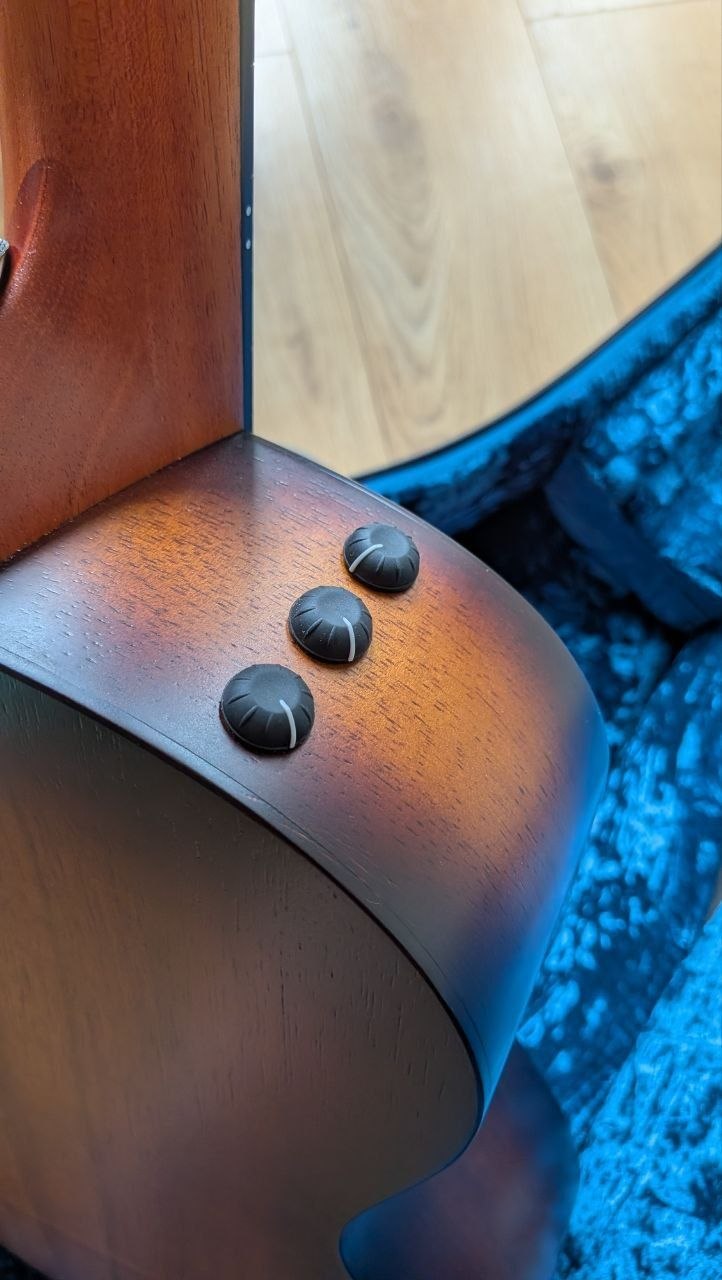 Электро-акустическая гитара Taylor GS Mini-e Koa Plus с кейсом AeroCase