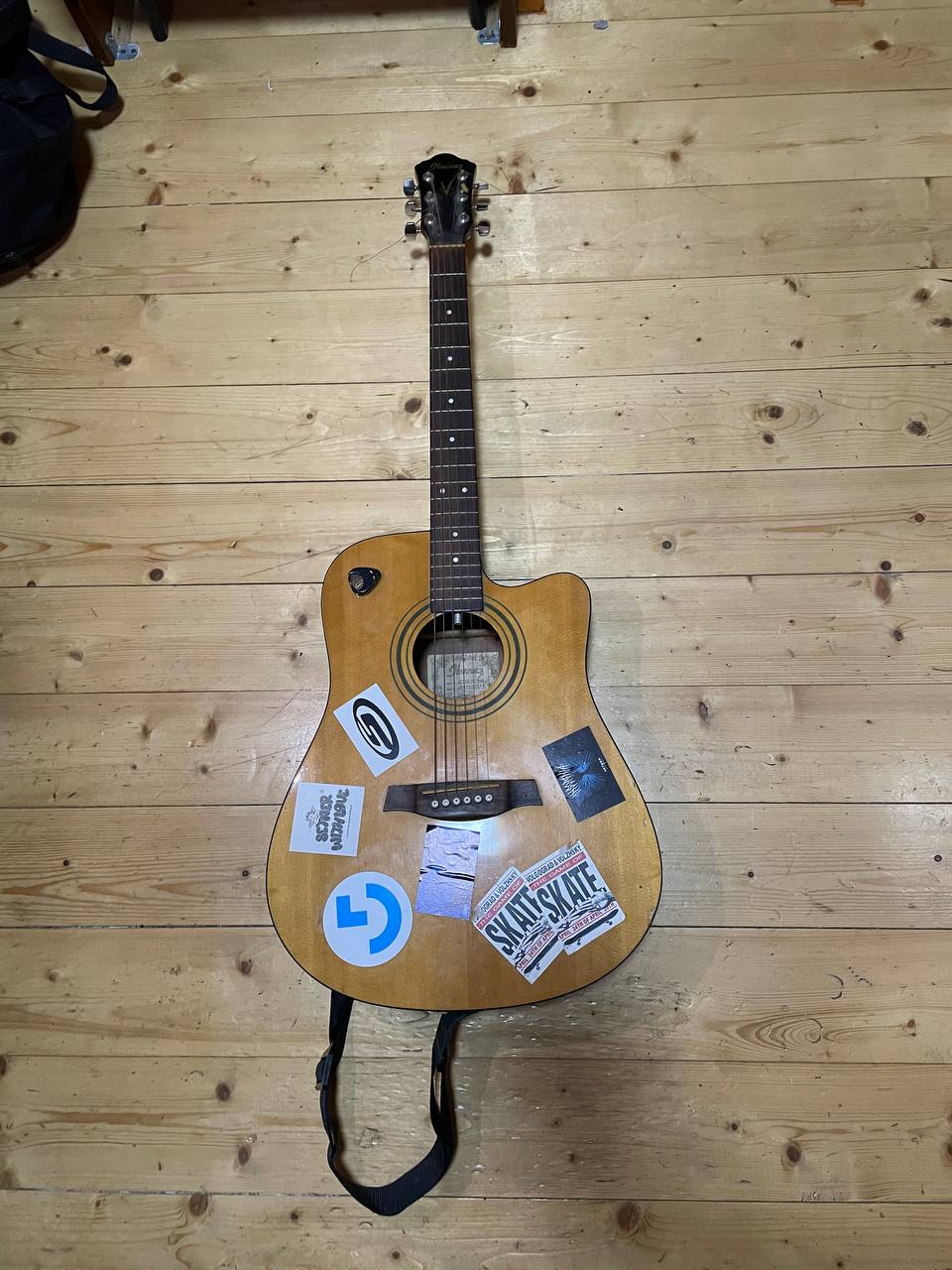 Электроакустическая гитара Ibanez V70CE-NT