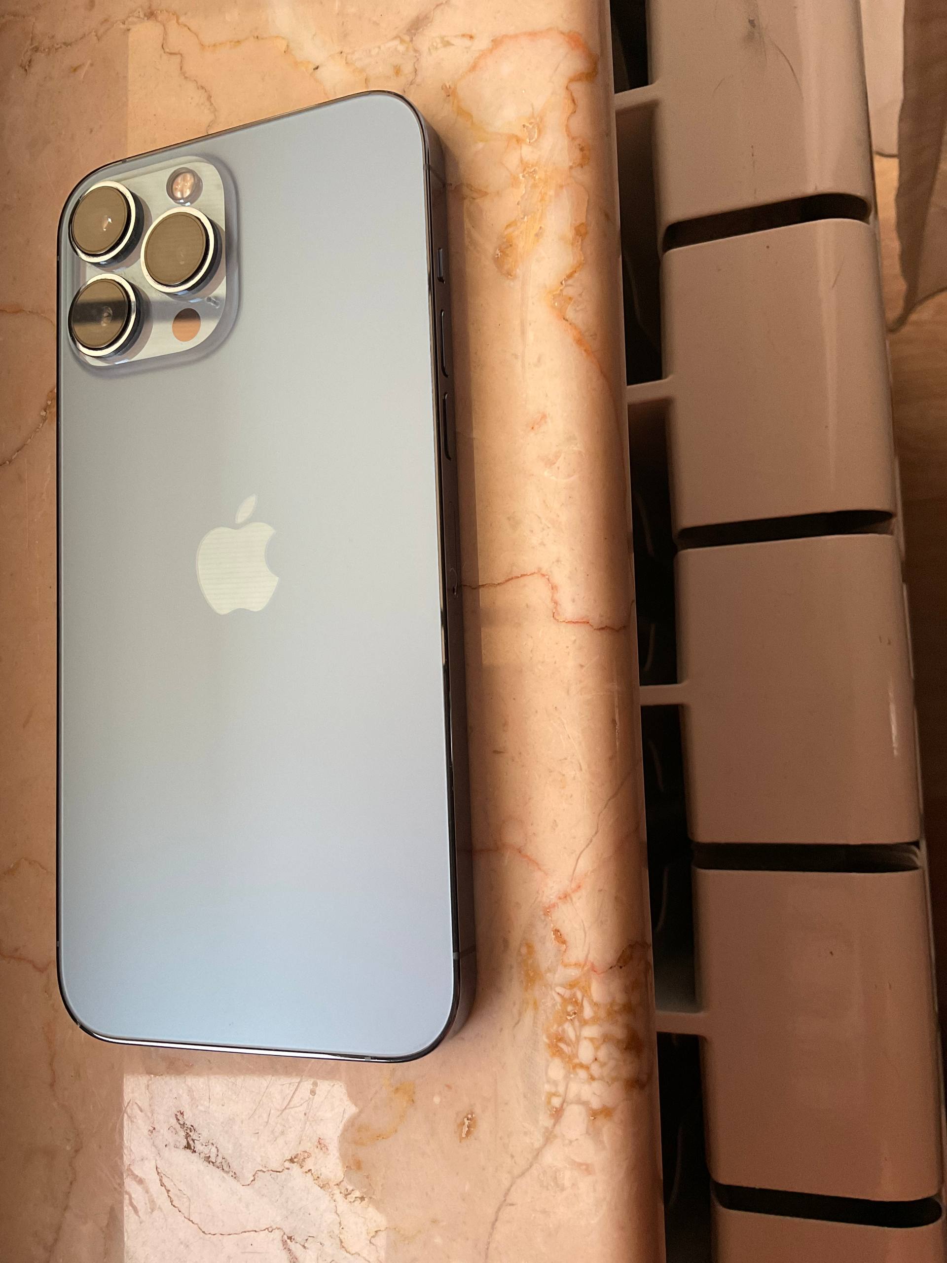 iPhone 13 Pro Max 128 GB Sierra Blue