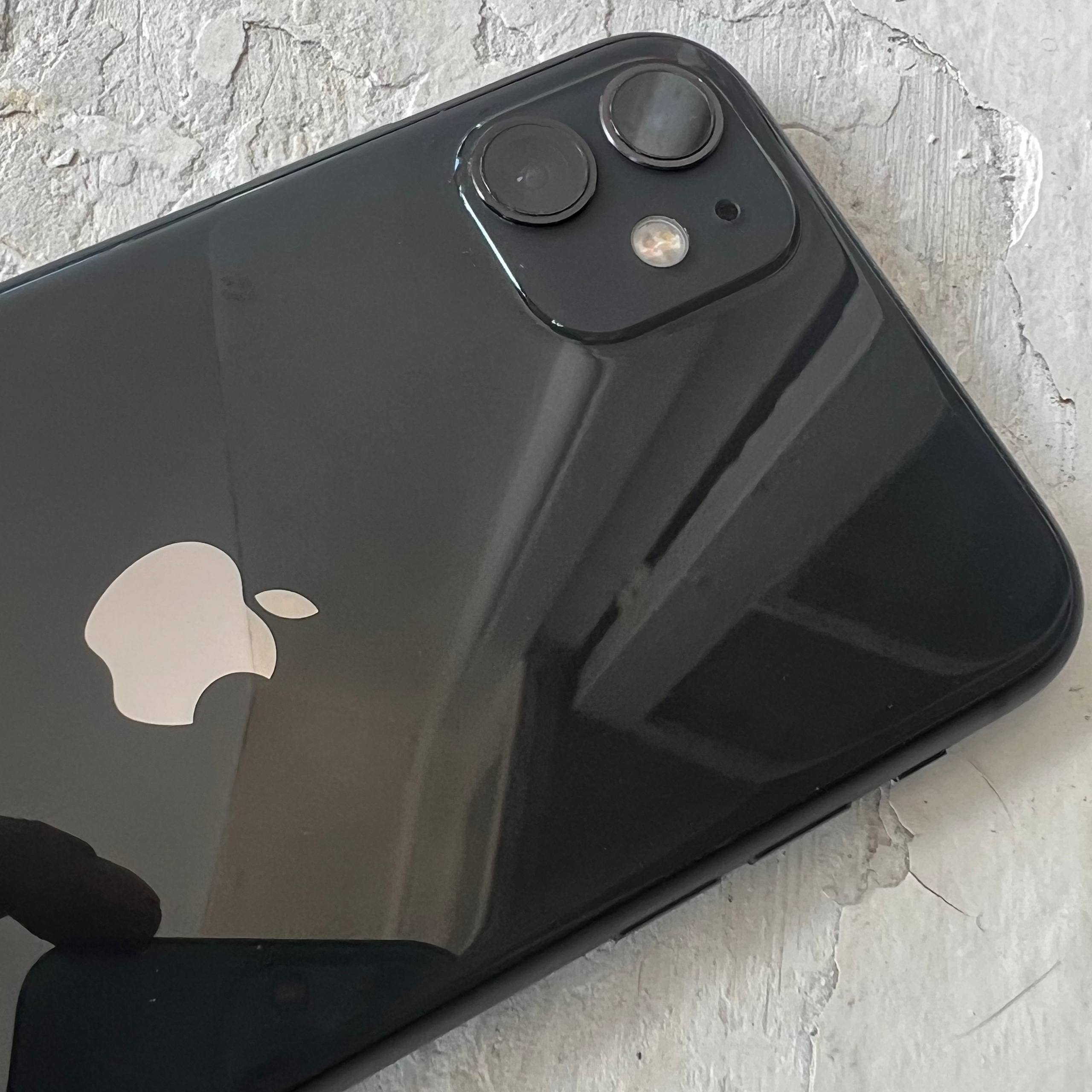 iPhone 11 64 GB