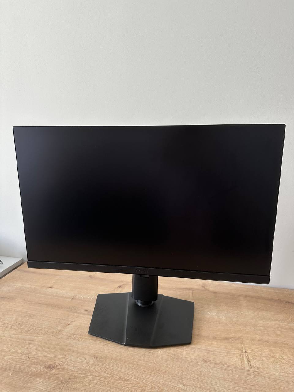 Игровой монитор MSI G272QPF E2 27" 2K 180 Гц