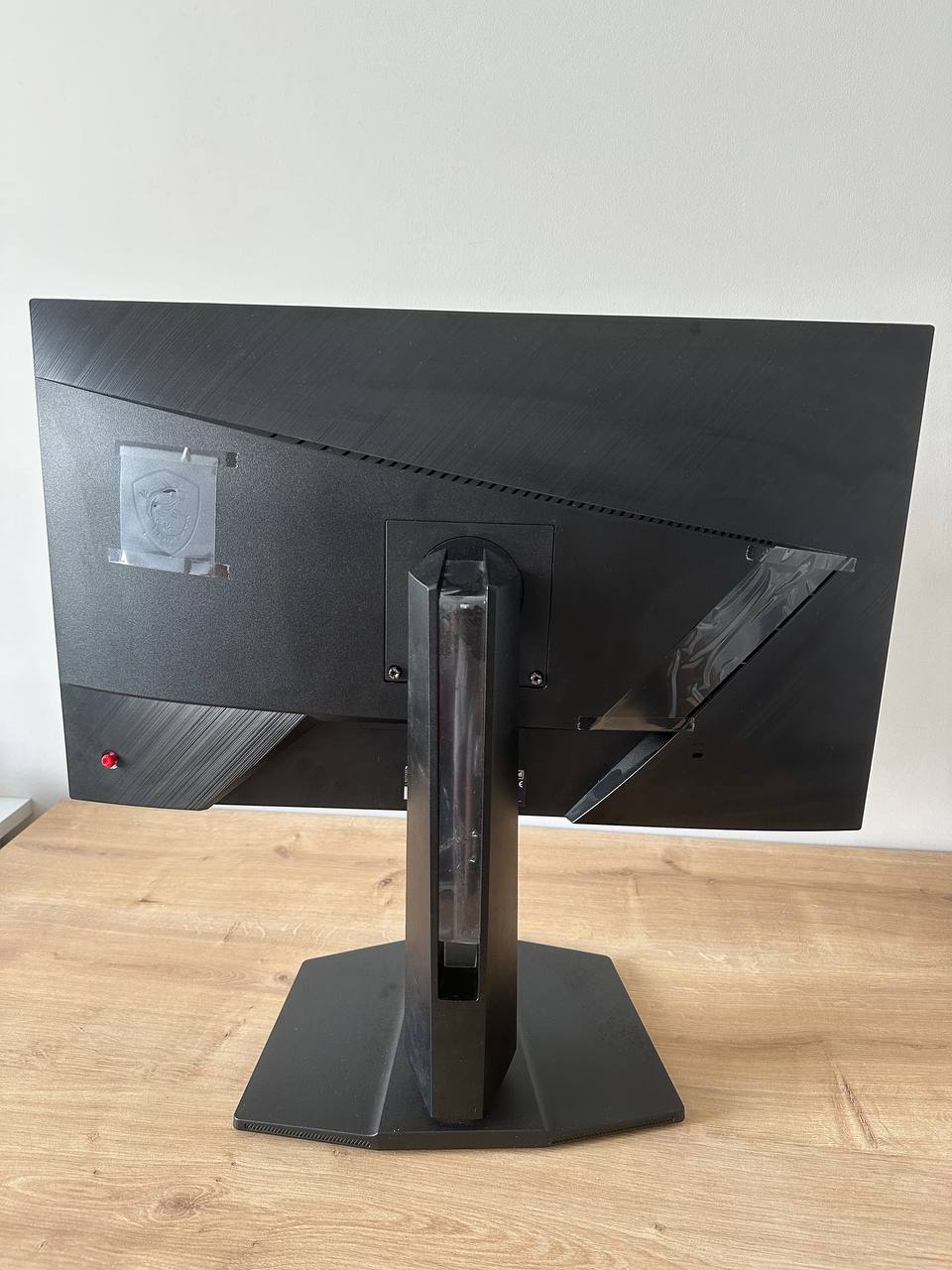 Игровой монитор MSI G272QPF E2 27" 2K 180 Гц