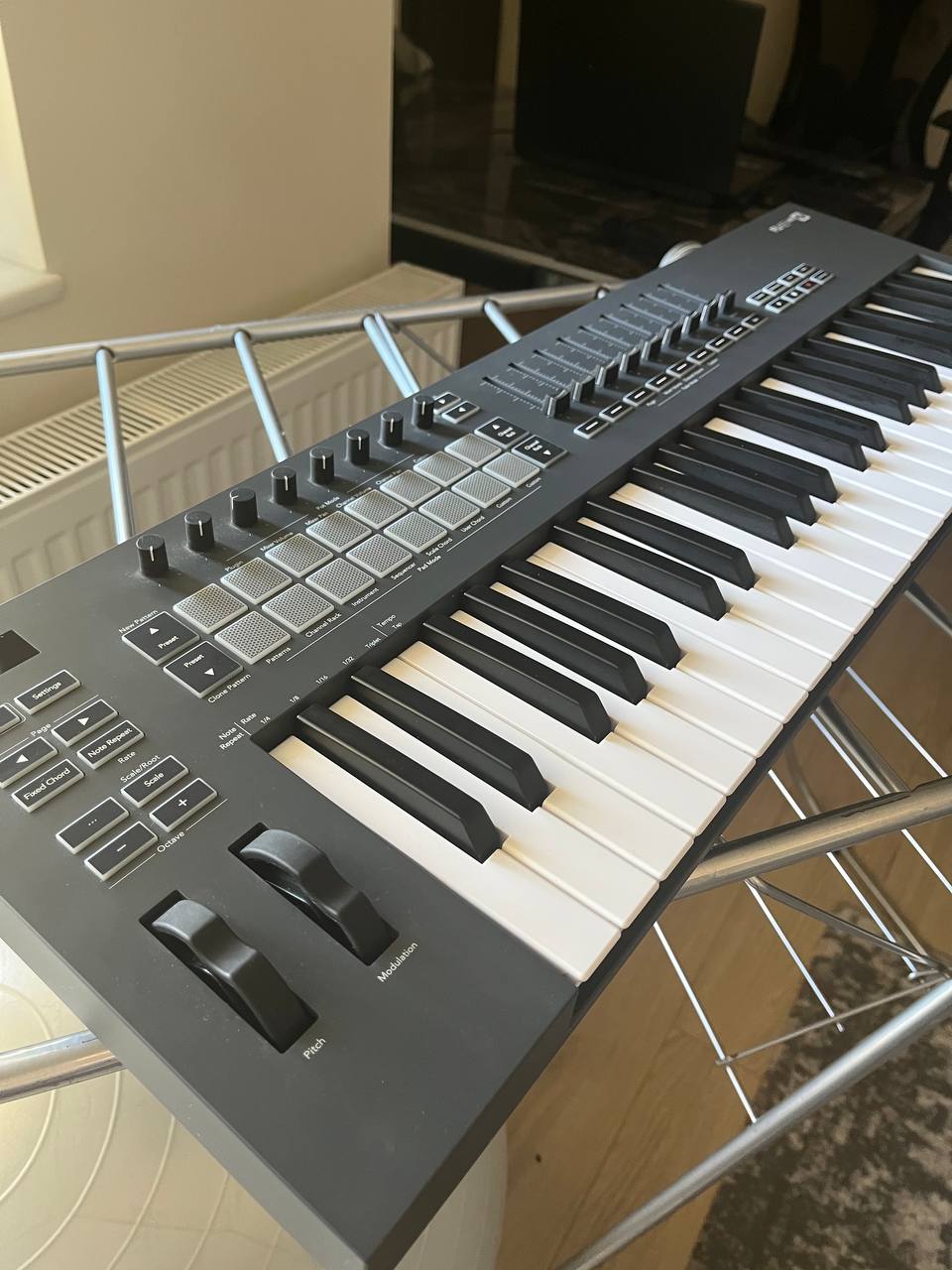MIDI-клавиатура Novation FLkey 49