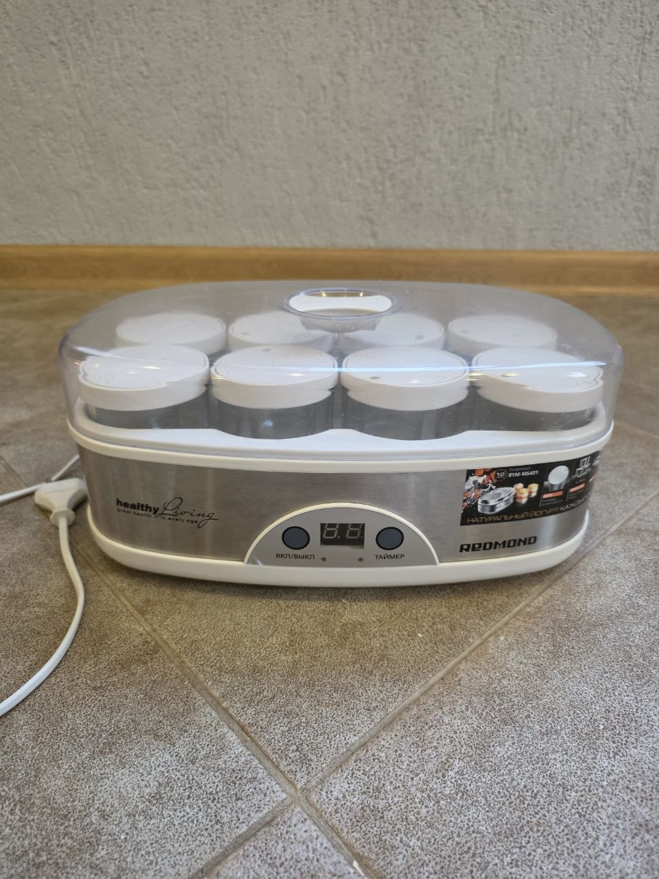 Йогуртница Redmond RYM-M5401