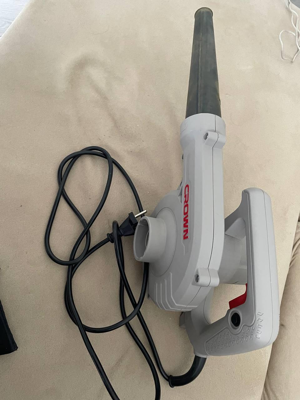Электрическая воздуходувка Crown CT17010 Professional