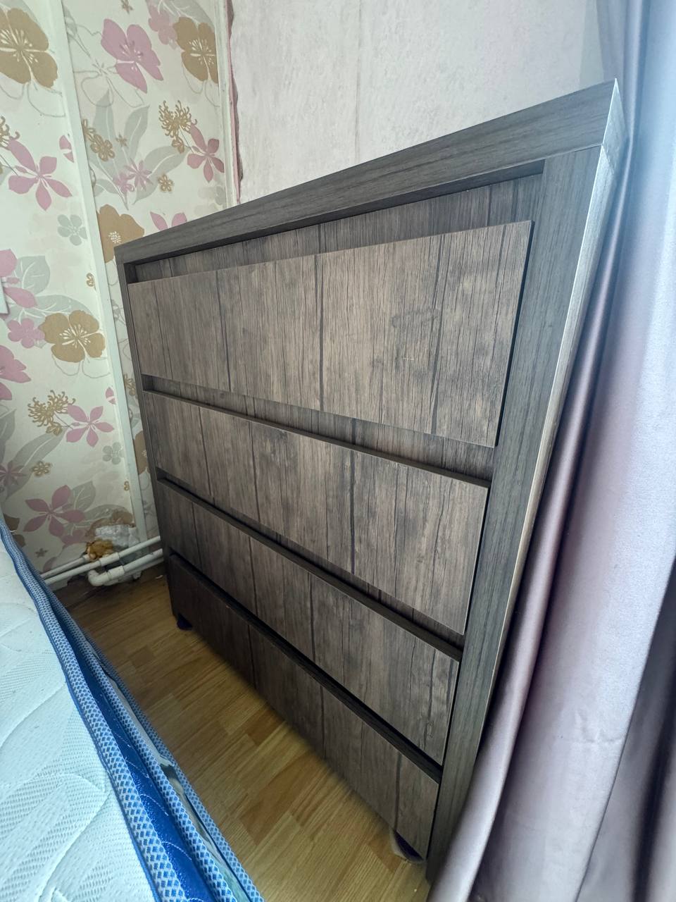 Комод 100x90 см