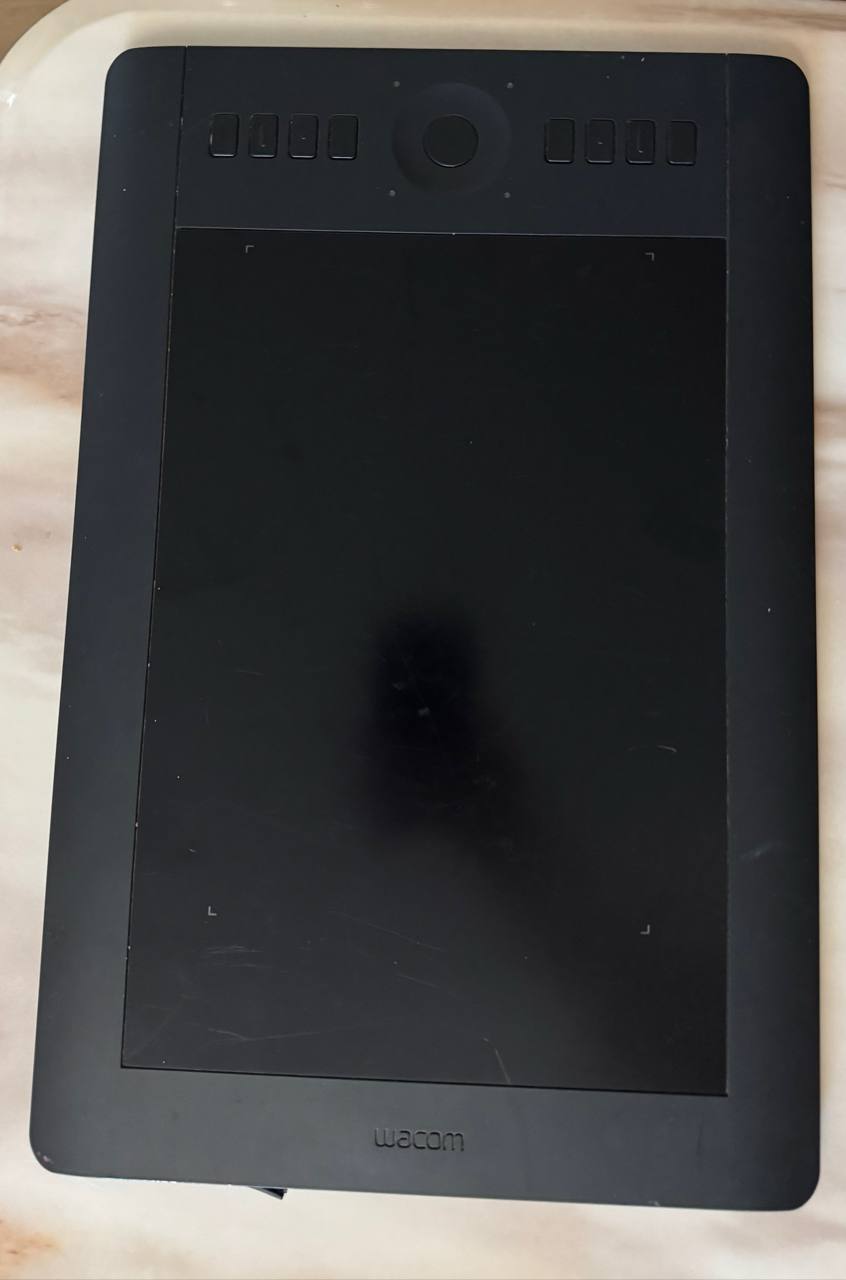Графический планшет Wacom Intuos Pro Medium PTH-651/K