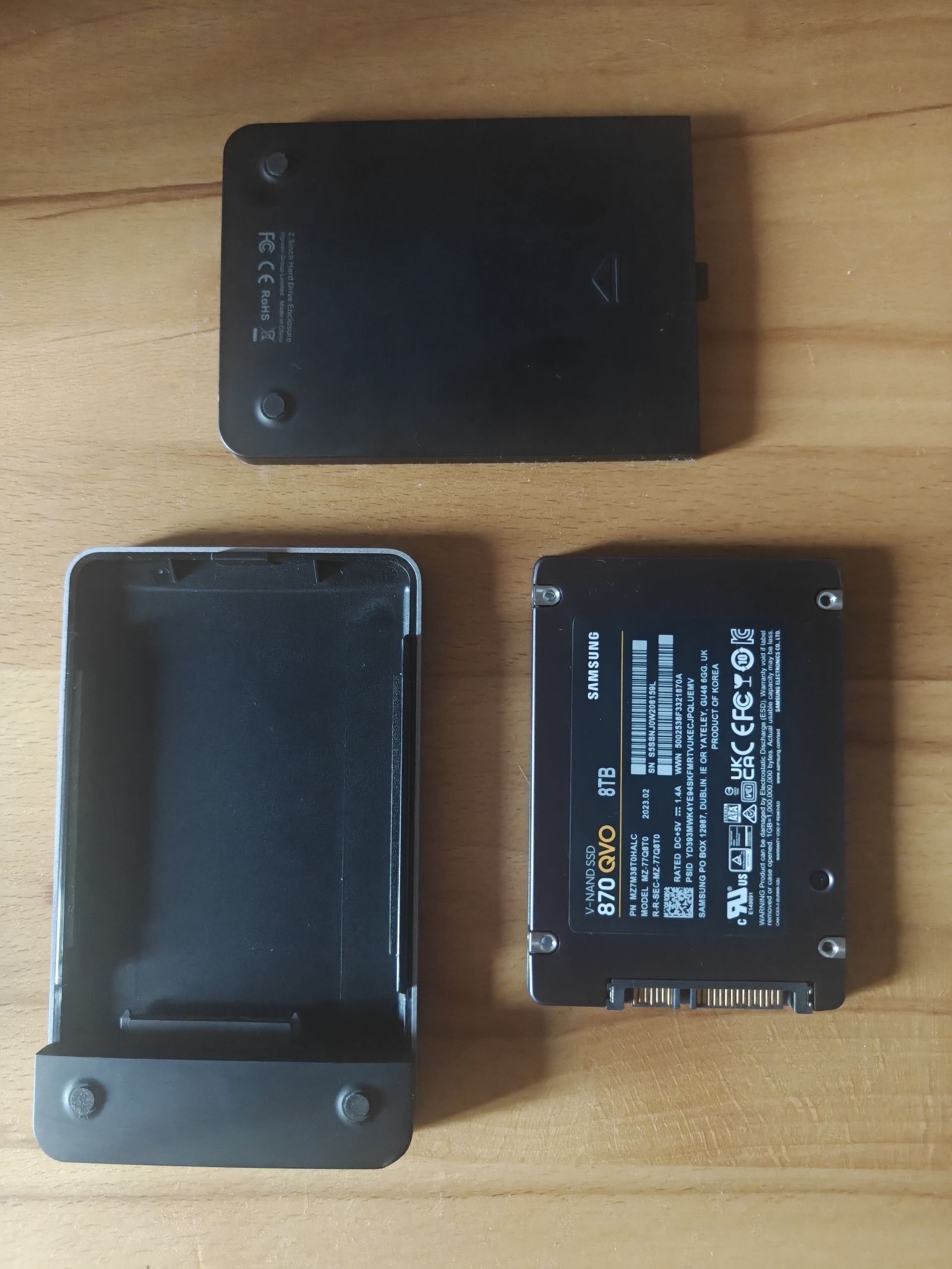 Samsung SSD 870 QVO 8TB + бокс UGREEN