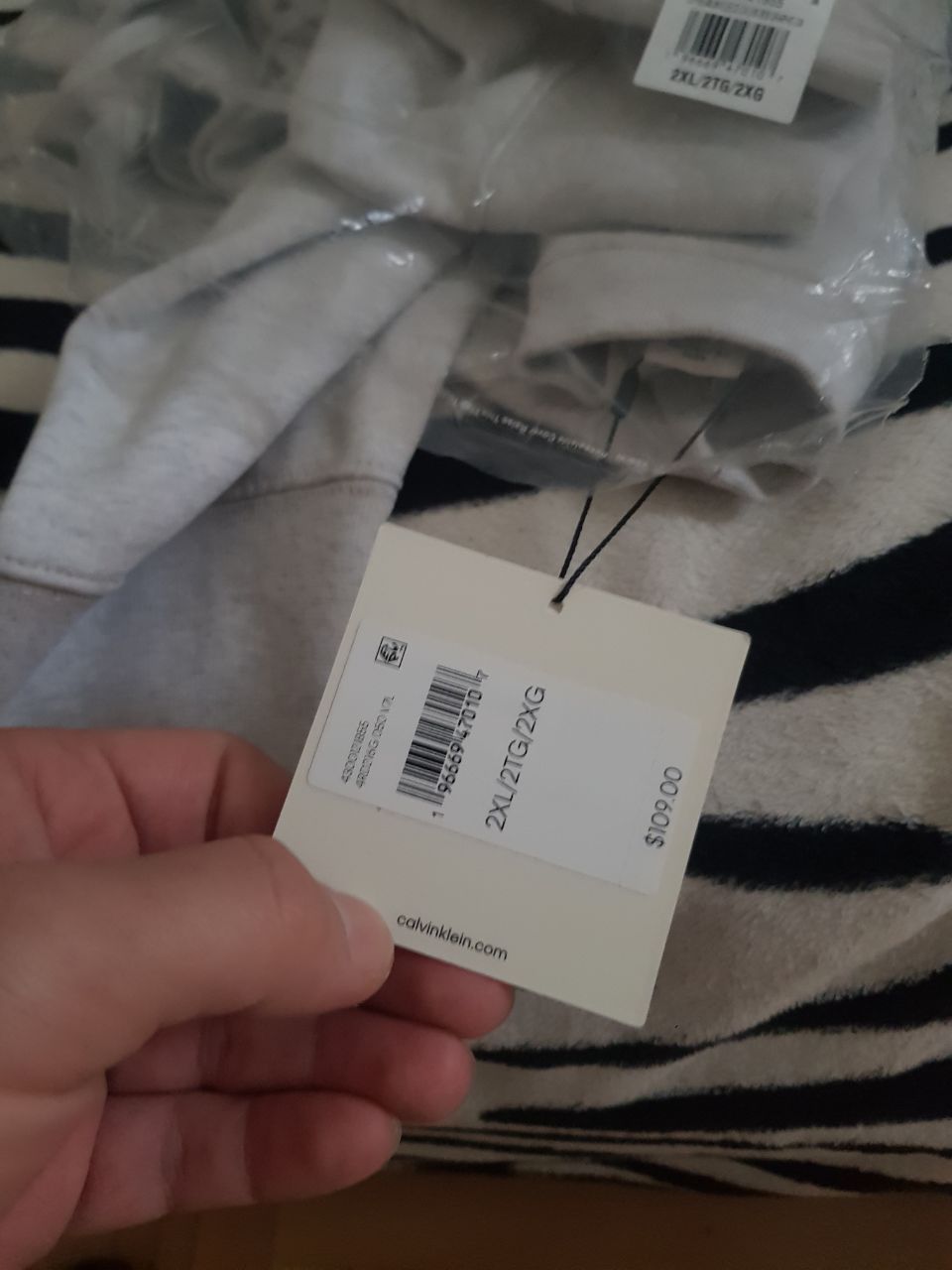 Свитшот Calvin Klein новый