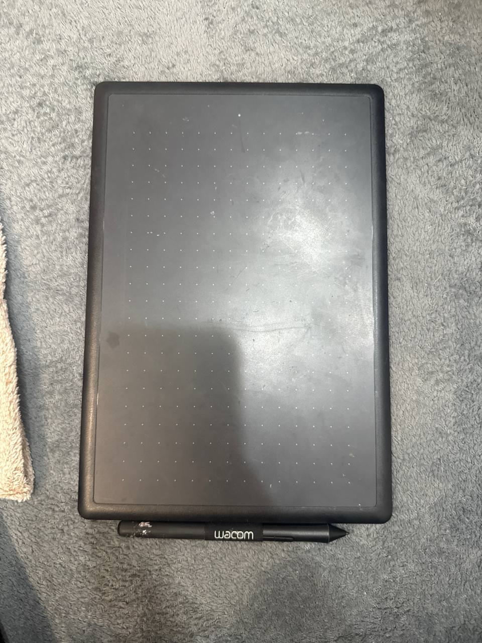 Графический планшет One by Wacom (Medium)