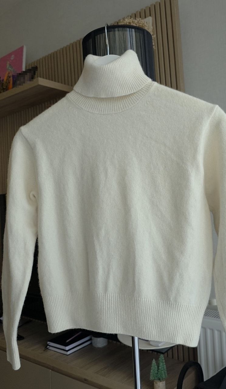 Шерстяная водолазка Uniqlo XS