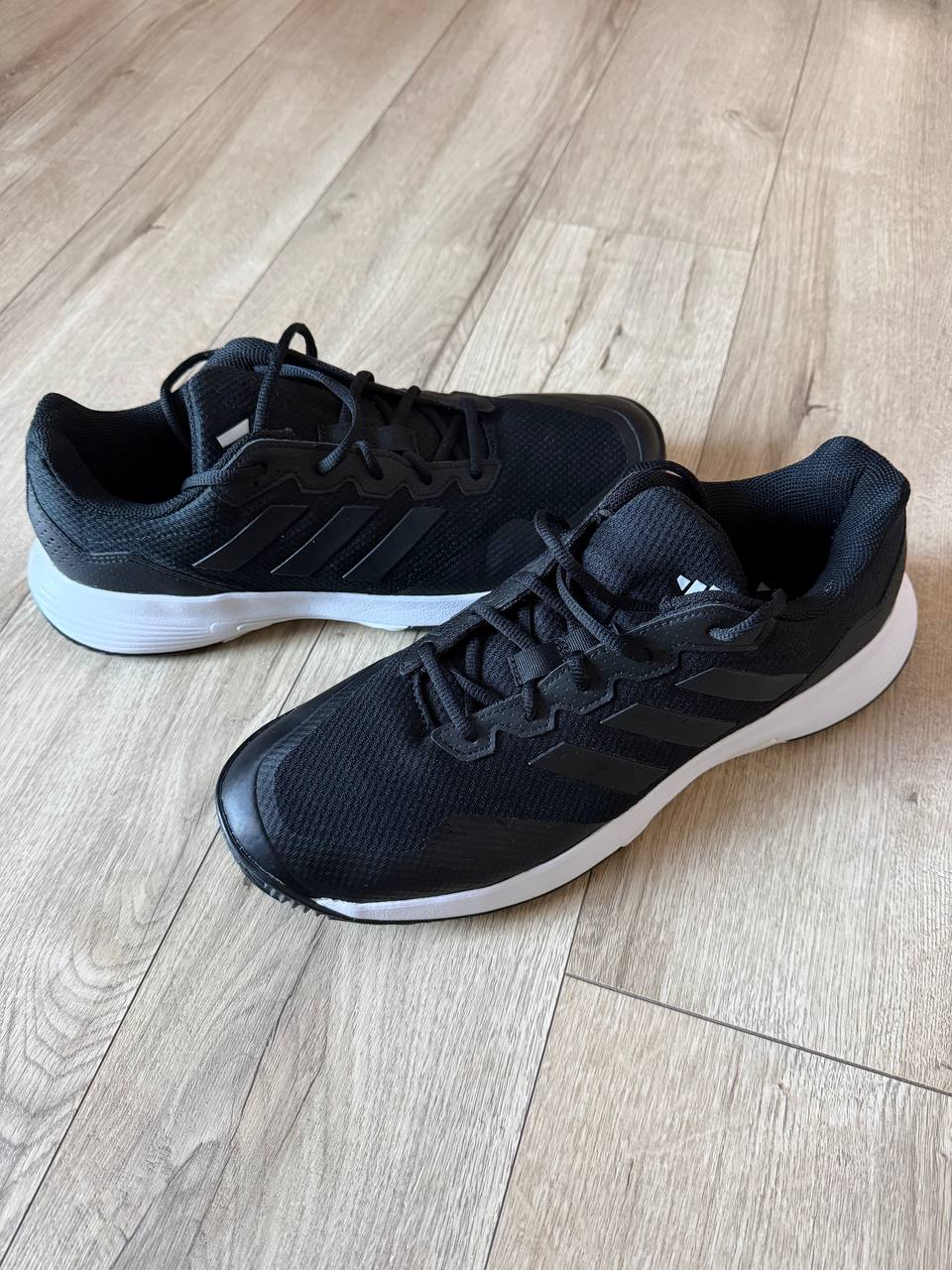 Мужские теннисные кроссовки Adidas Gamecourt 2