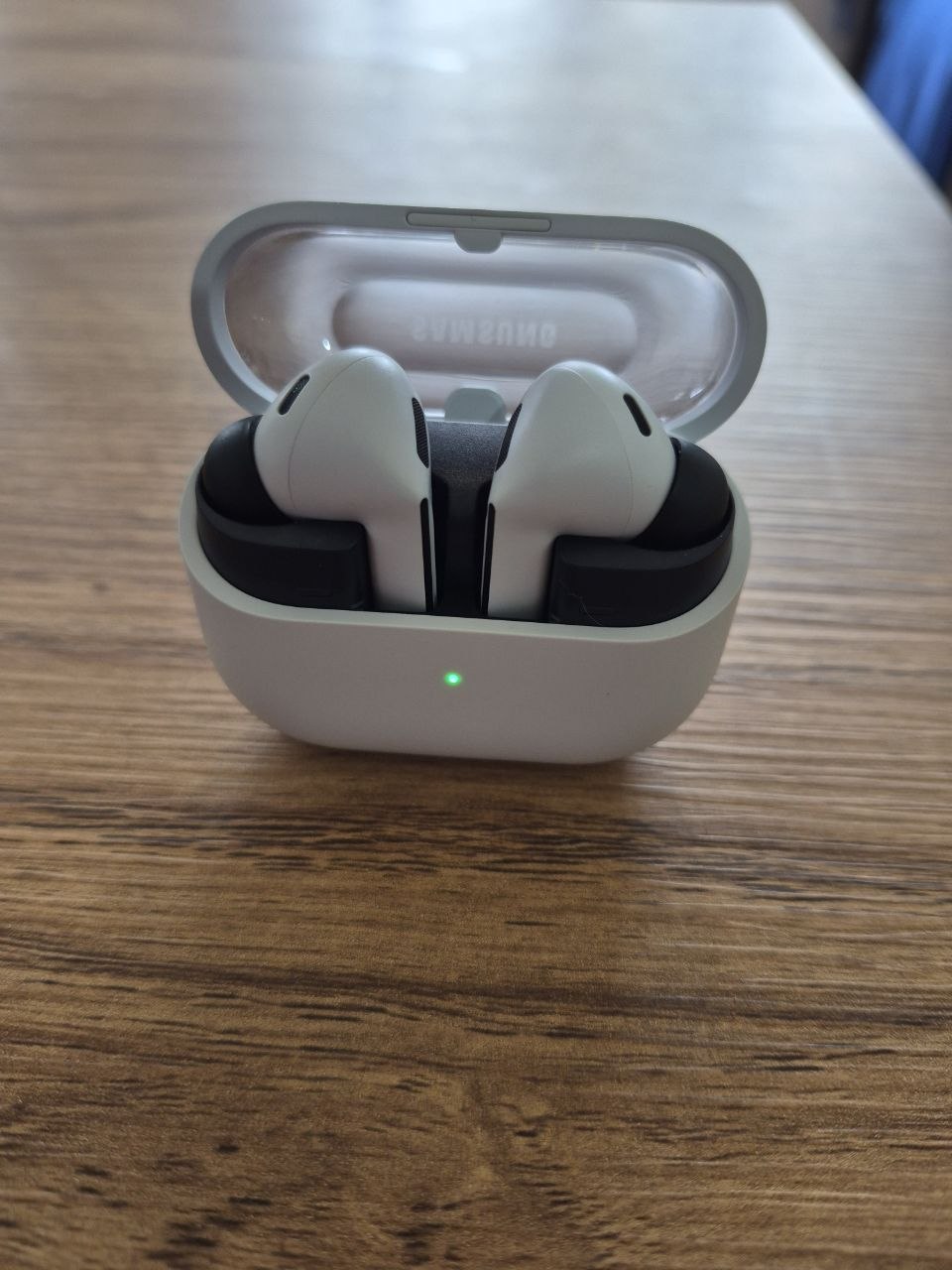 Наушники Samsung Galaxy Buds 3 Pro