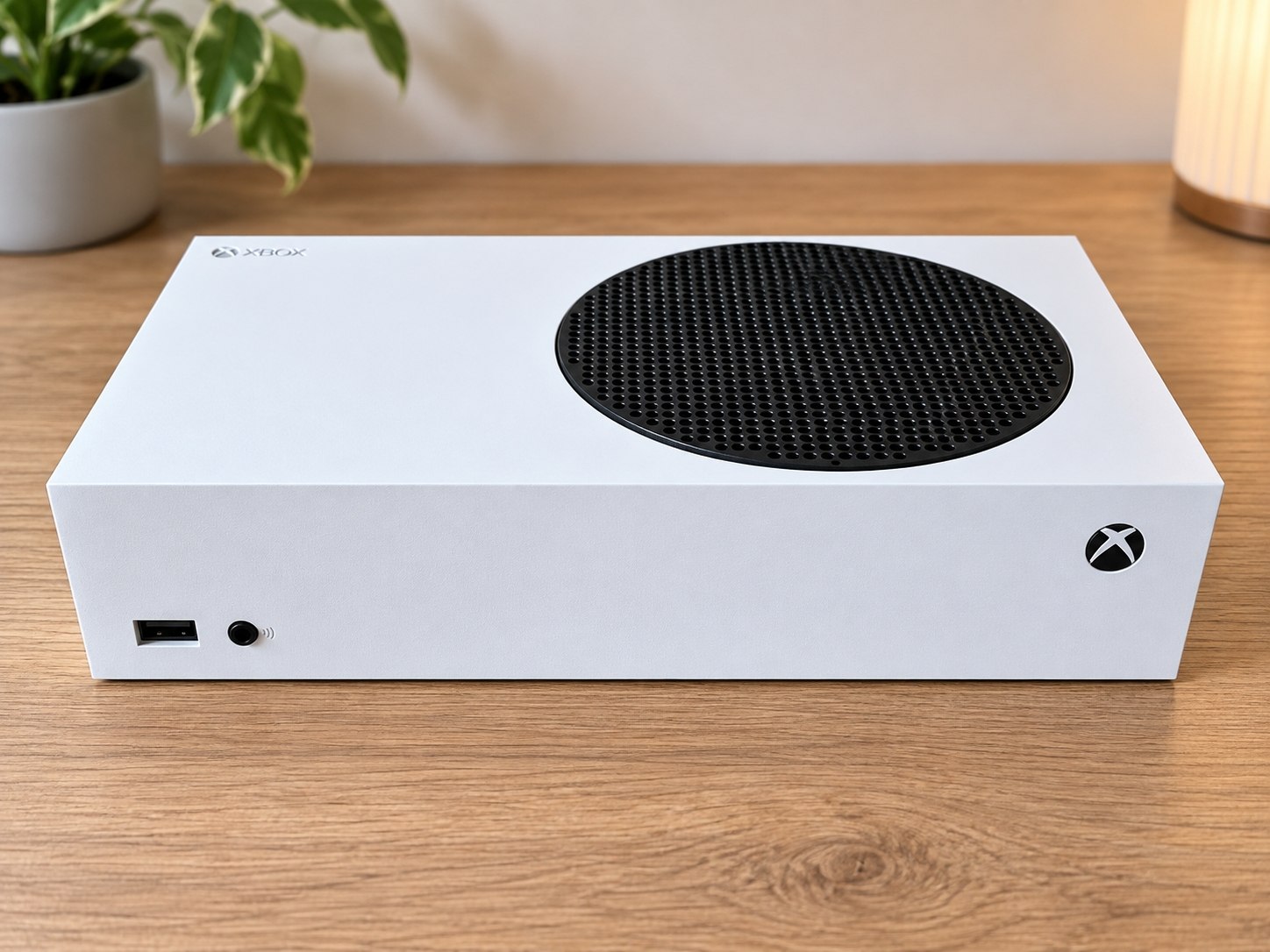 Xbox Series S 512GB + 2 джойстика + гарнитура