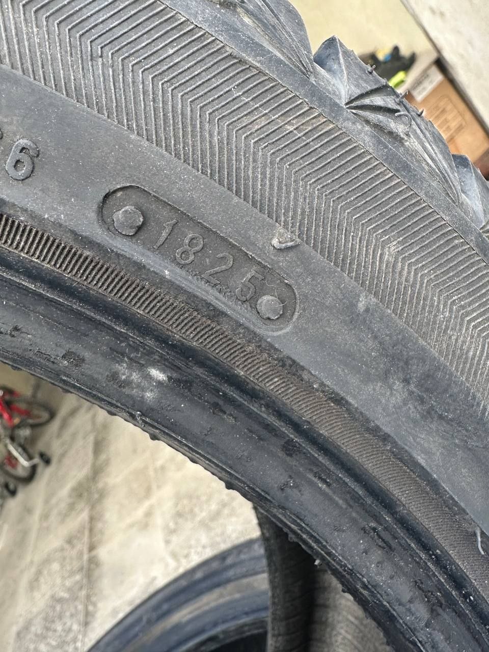 Шины 255/40 R20, новые
