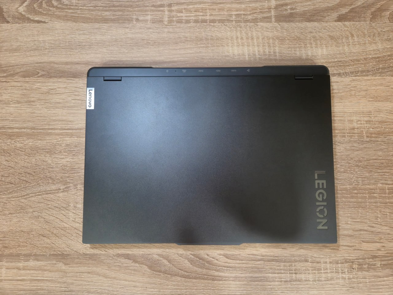 Игровой ноутбук Lenovo Legion Pro 5 (83DF00L0RK) Onyx Grey