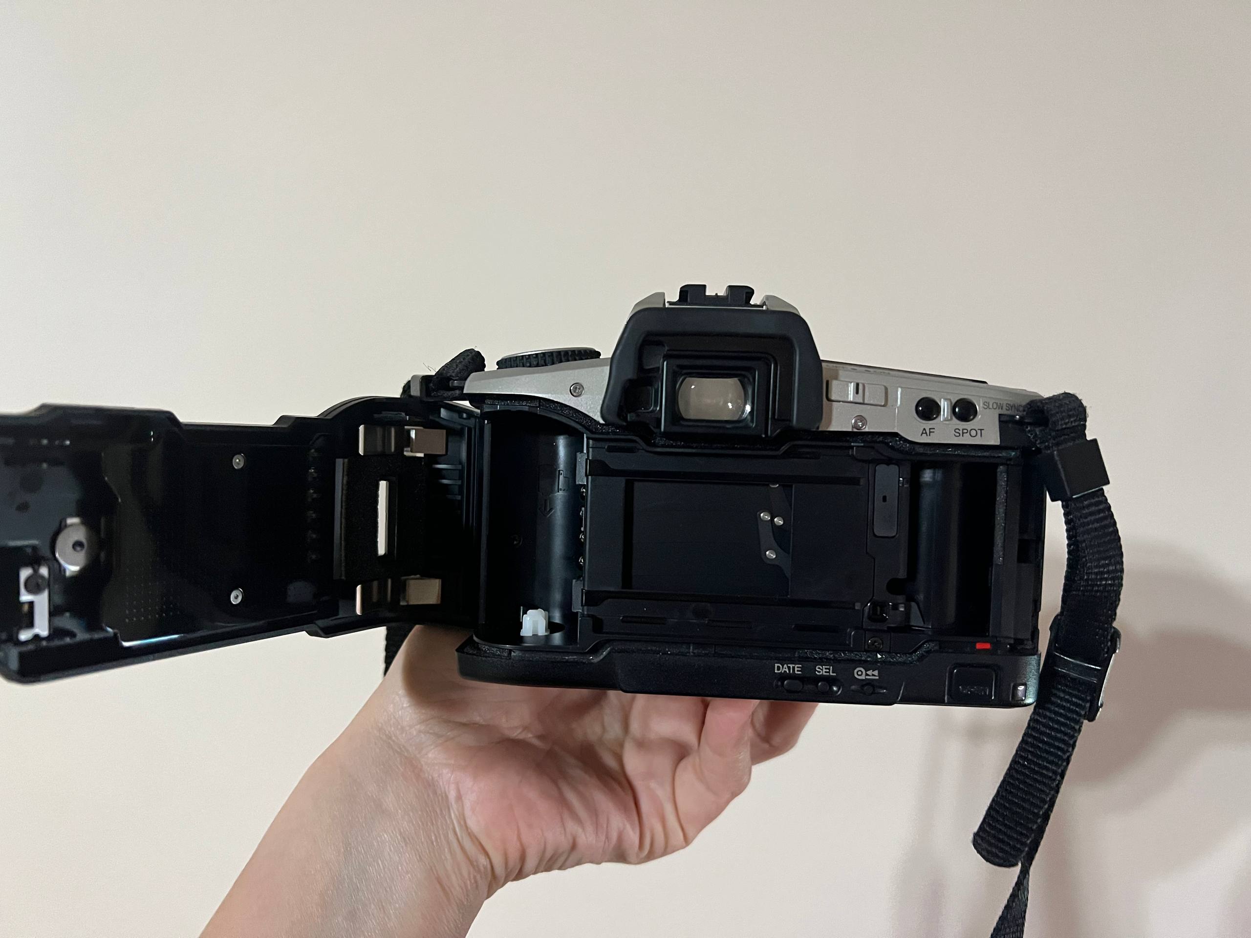 Minolta Maxxum 5 плёночная зеркальная камера