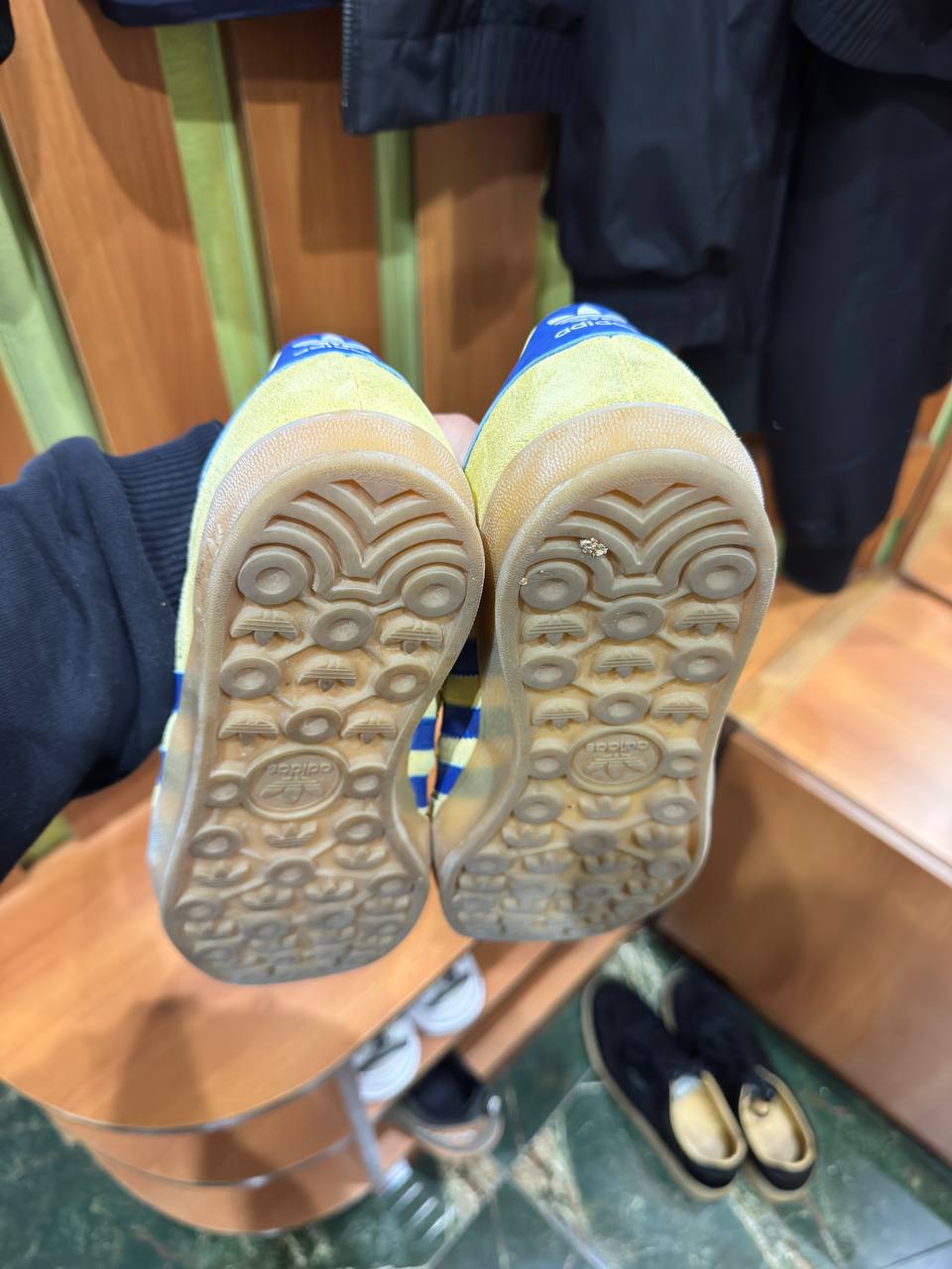 Adidas Gazelle кроссовки, размер 41.5