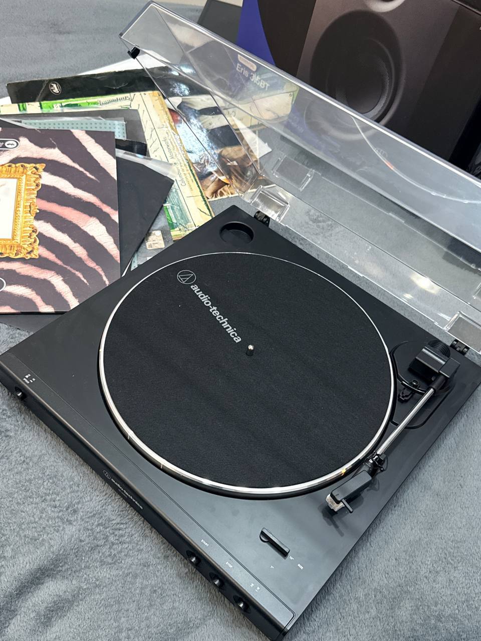 Комплект: проигрыватель Audio-Technica AT-LP60X + колонки PreSonus Eris 3.5BT + 