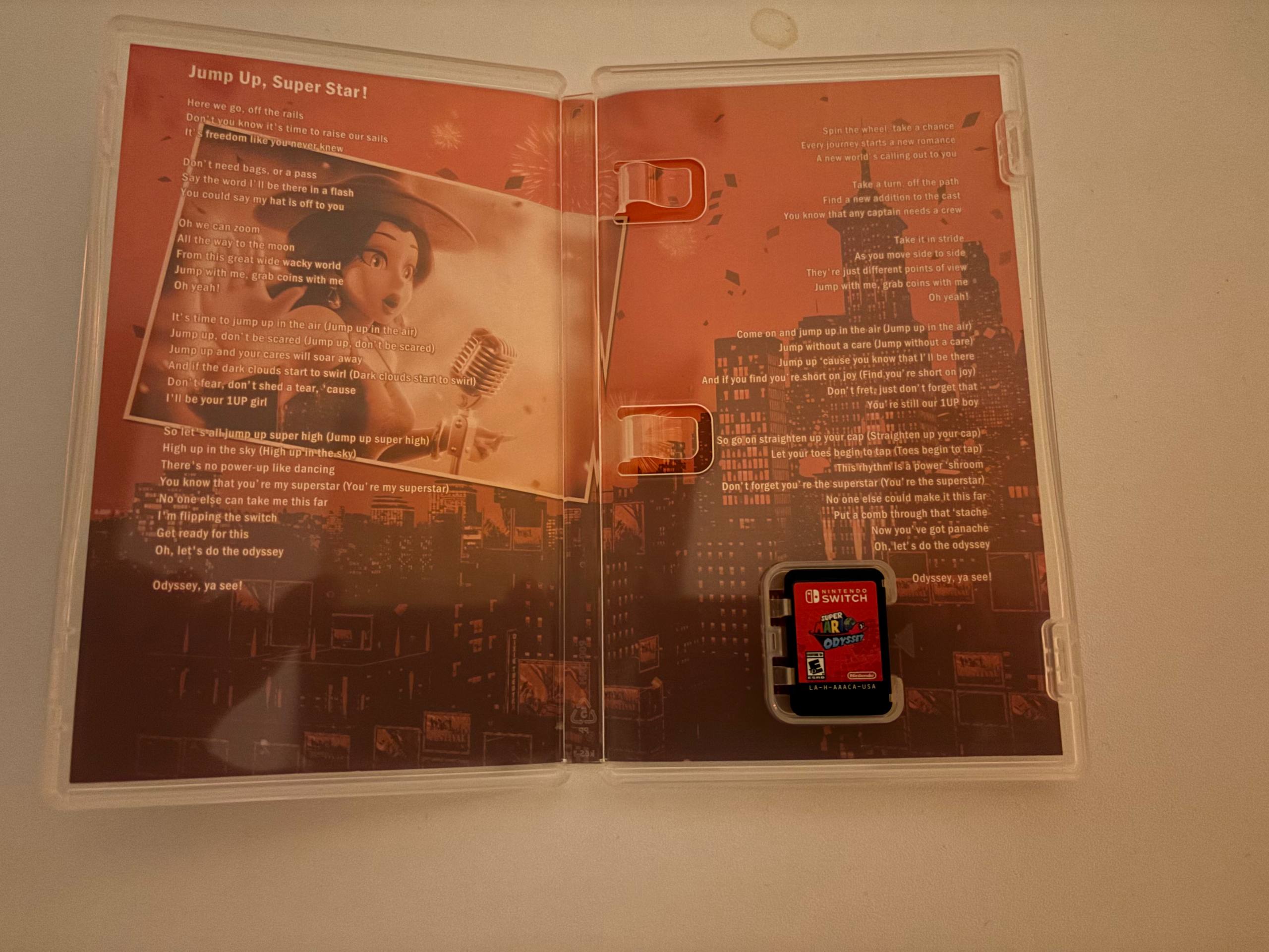 Super Mario Odyssey картридж на Nintendo Switch
