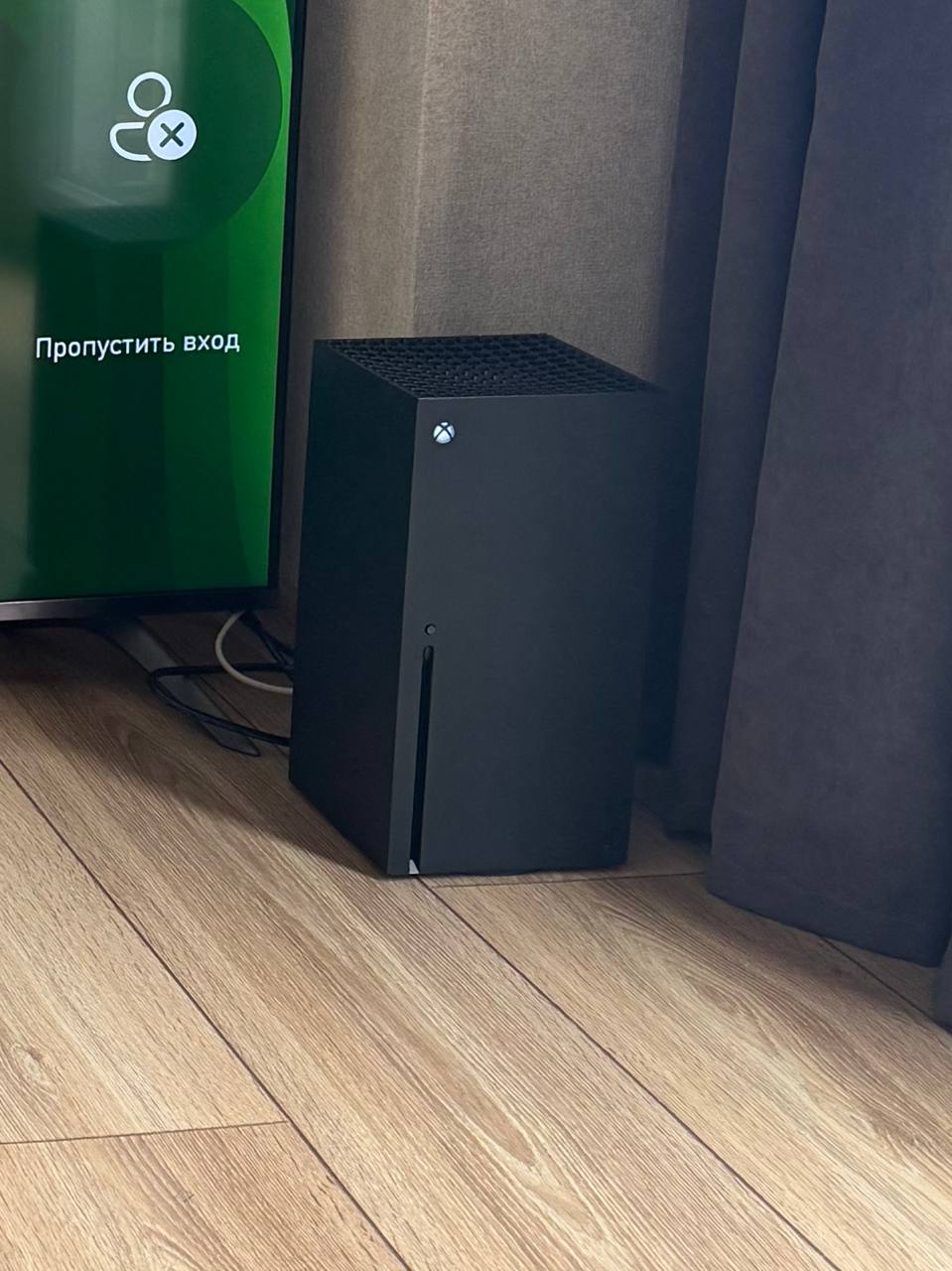 Xbox Series X с 2 джойстиками