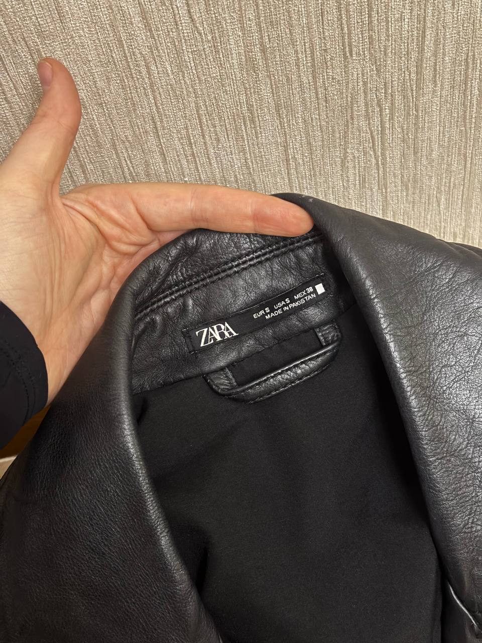 Кожаная куртка Zara оверсайз размер S