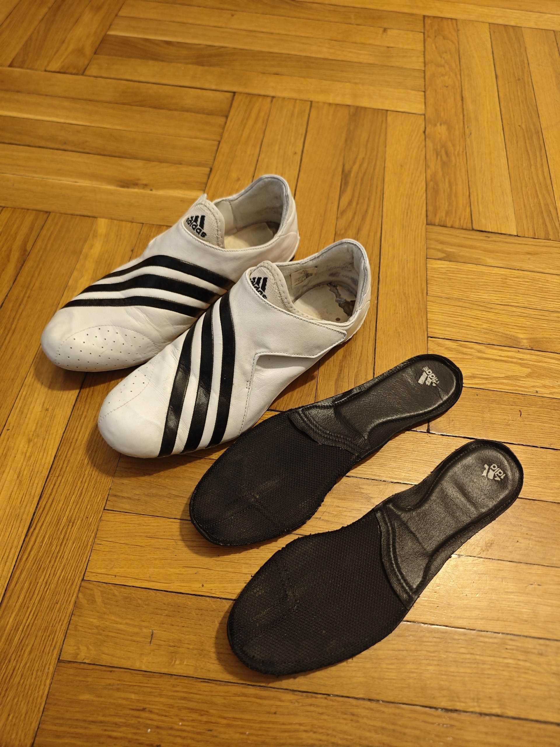 Кроссовки Adidas Y-3 из натуральной кожи