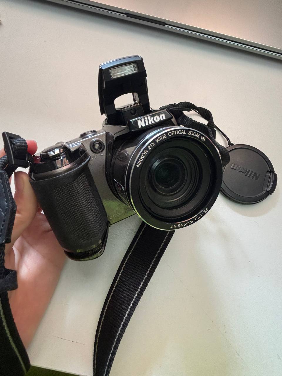 Фотоаппарат Nikon Coolpix L120 + зарядное + карта памяти 2GB
