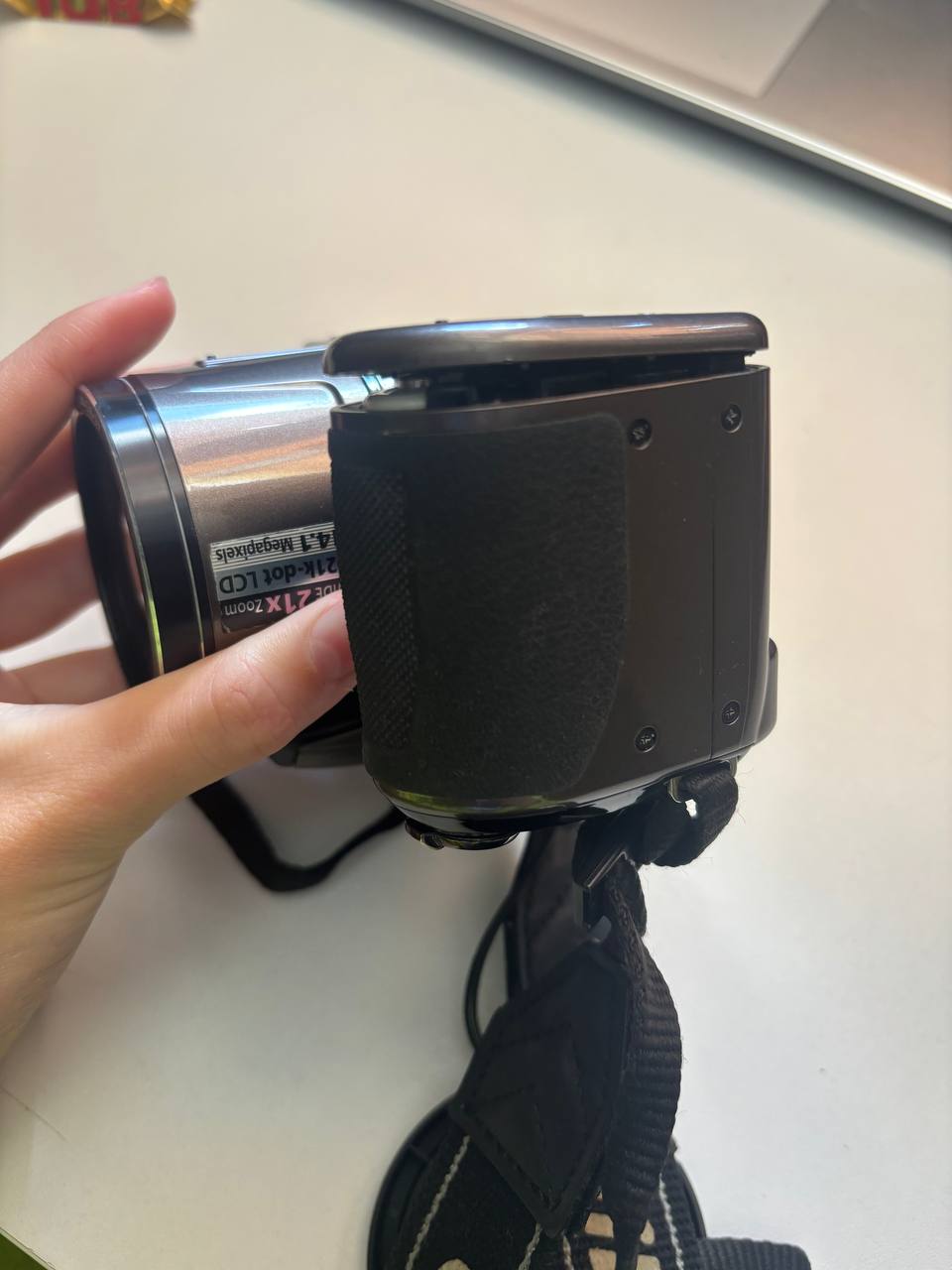 Фотоаппарат Nikon Coolpix L120 + зарядное + карта памяти 2GB