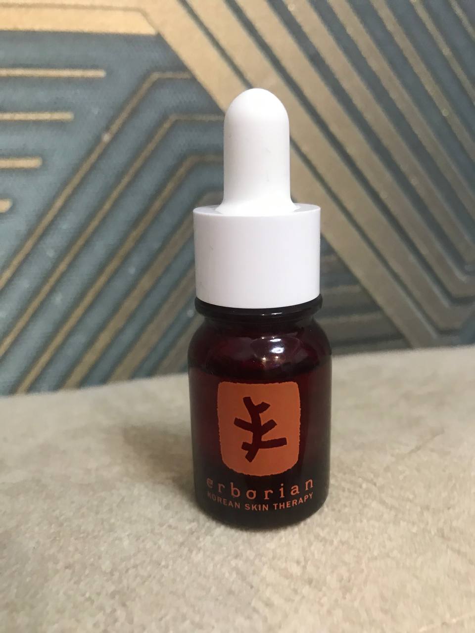 Сыворотка Erborian 10 ml + 2 мини затеста