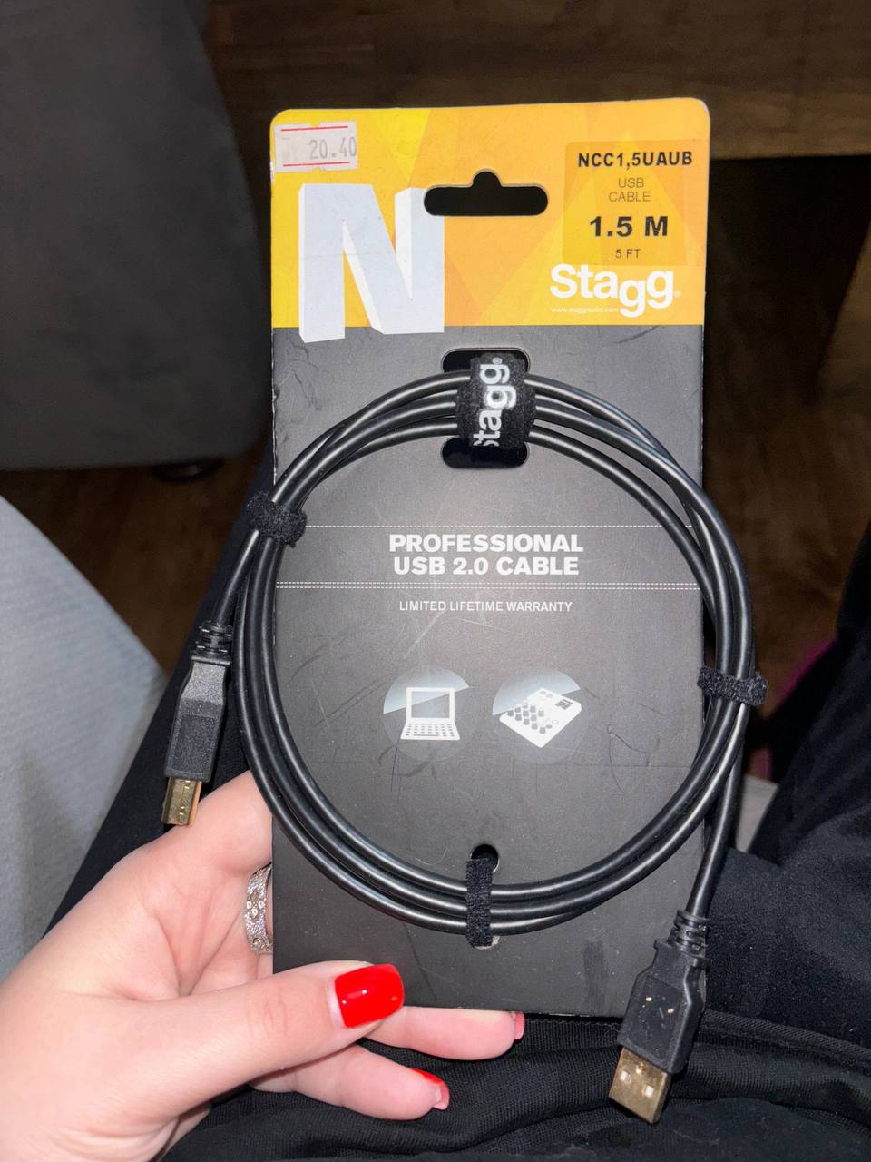 Чёрный кабель USB 2.0 тип A-B