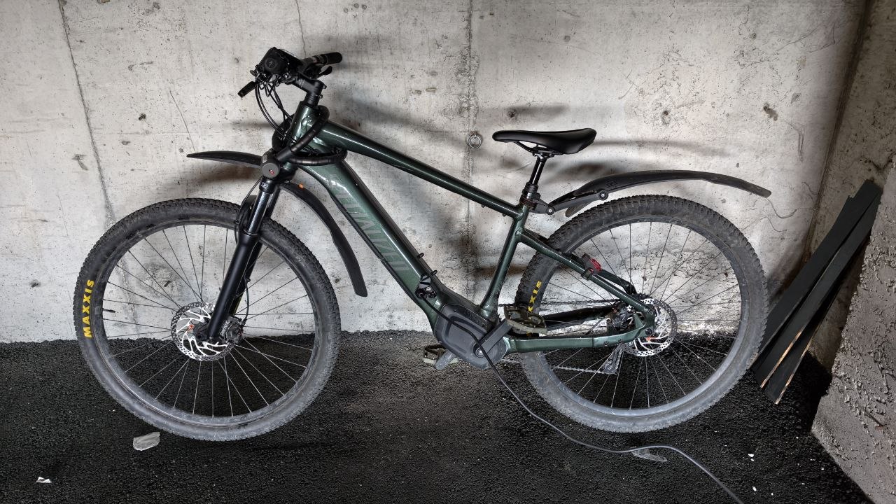 Электровелосипед Specialized Tero 3.0 с доп. аккумулятором и обвесом