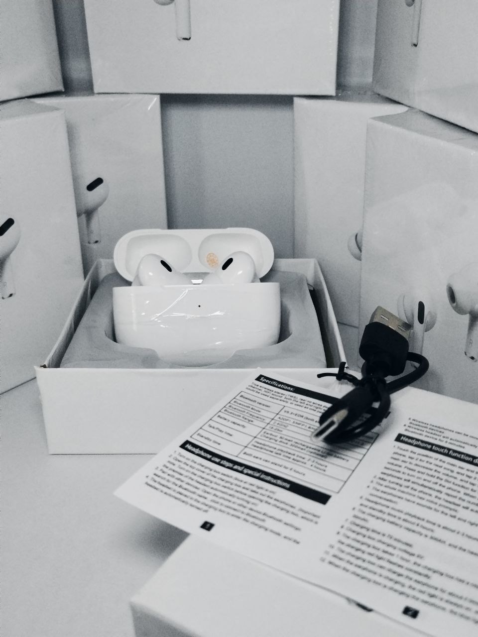 Apple AirPods Pro 2 беспроводные наушники