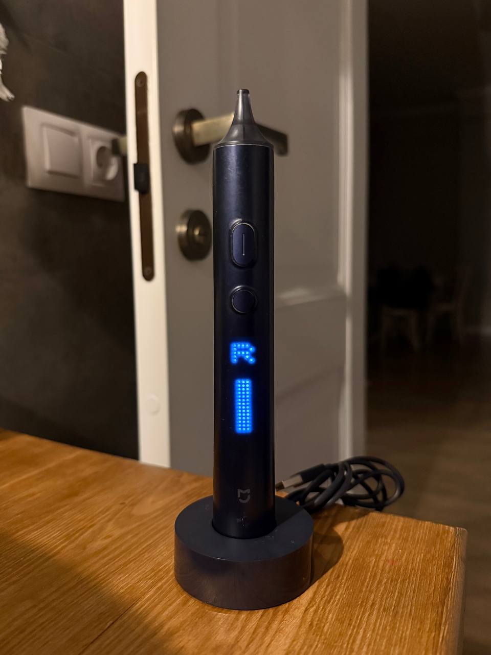 Электрическая зубная щетка Xiaomi T700