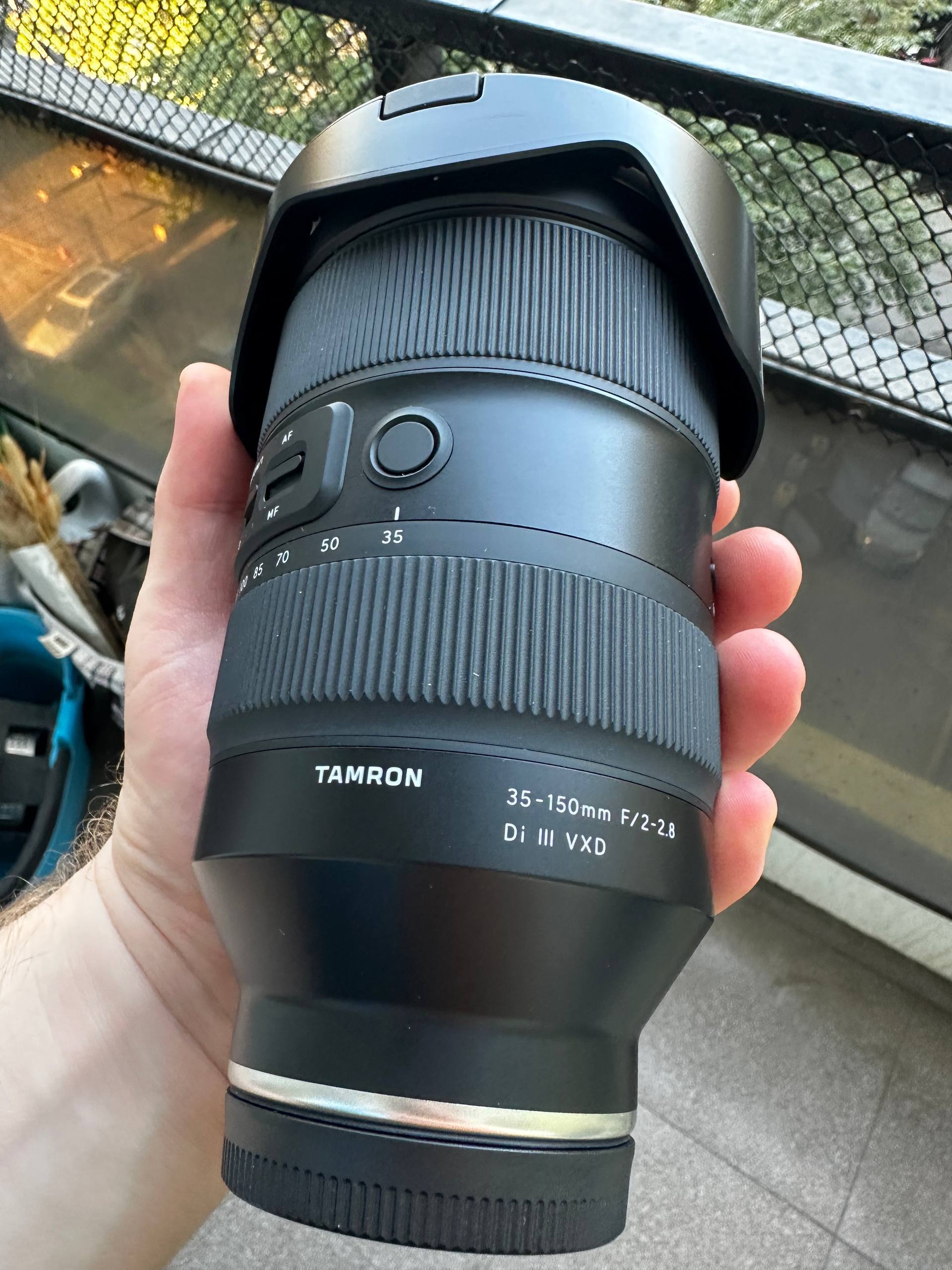 Объектив Tamron 35-150mm E-mount