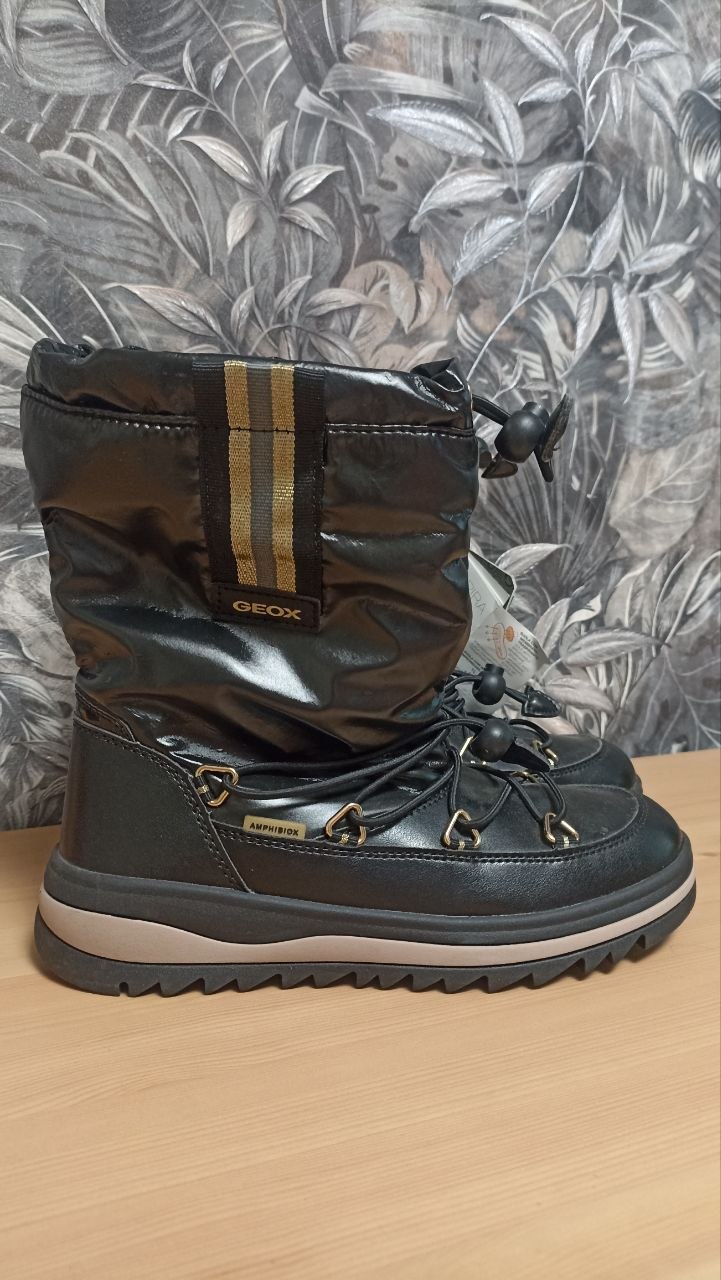 Дутики Geox 37 размер, новые
