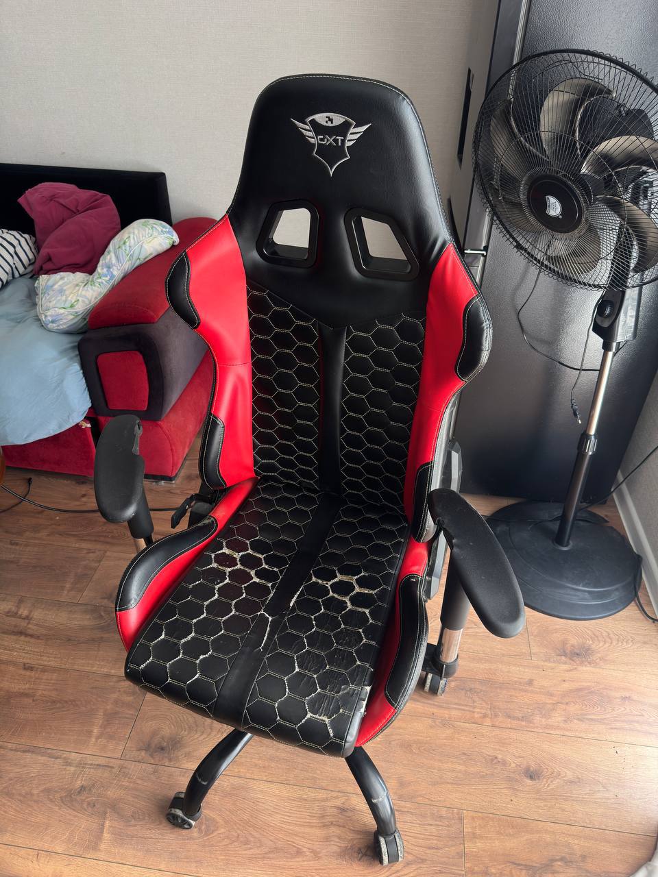 Игровое кресло GXT
