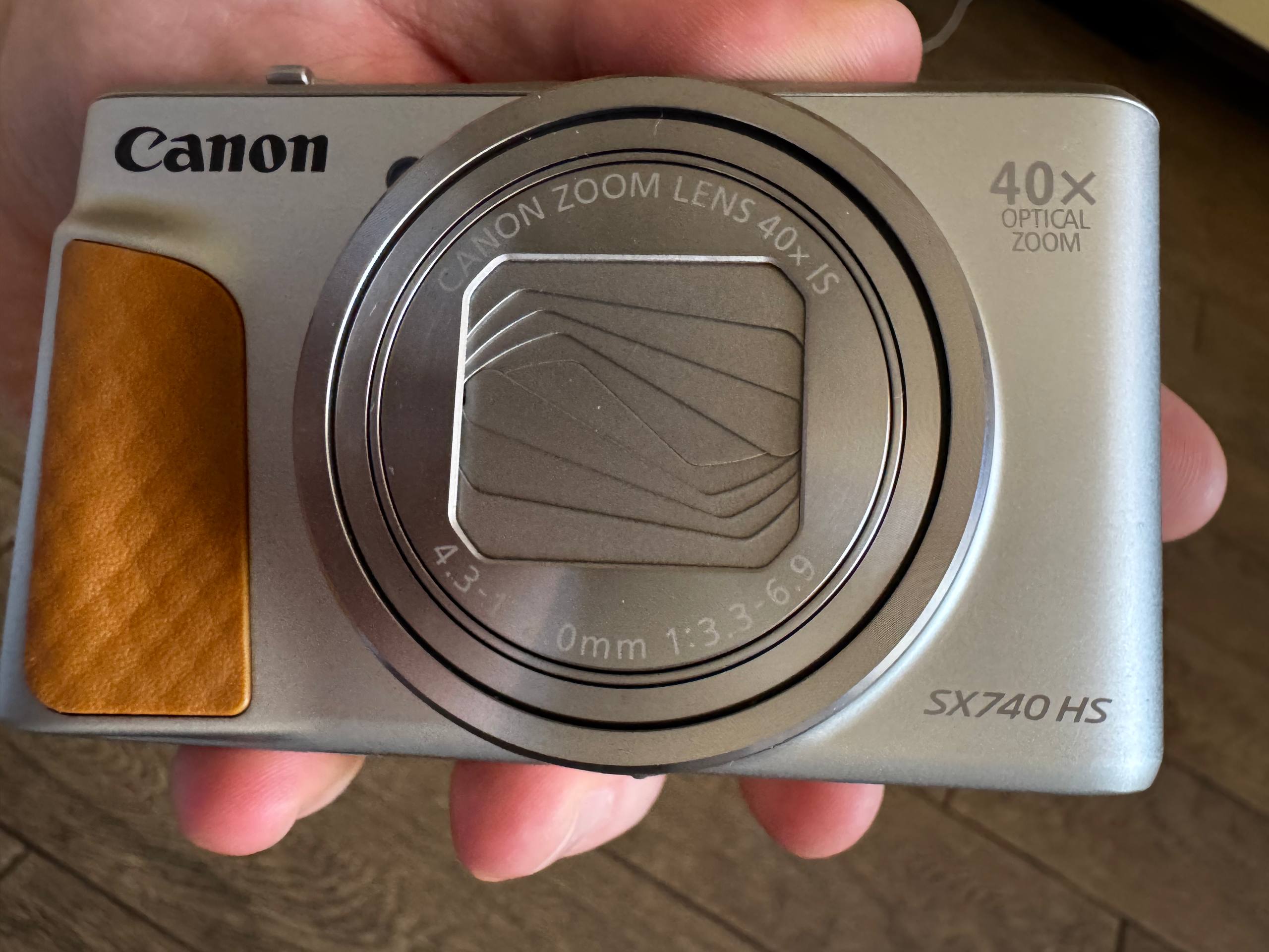 Фотоаппарат Canon PowerShot SX740 HS