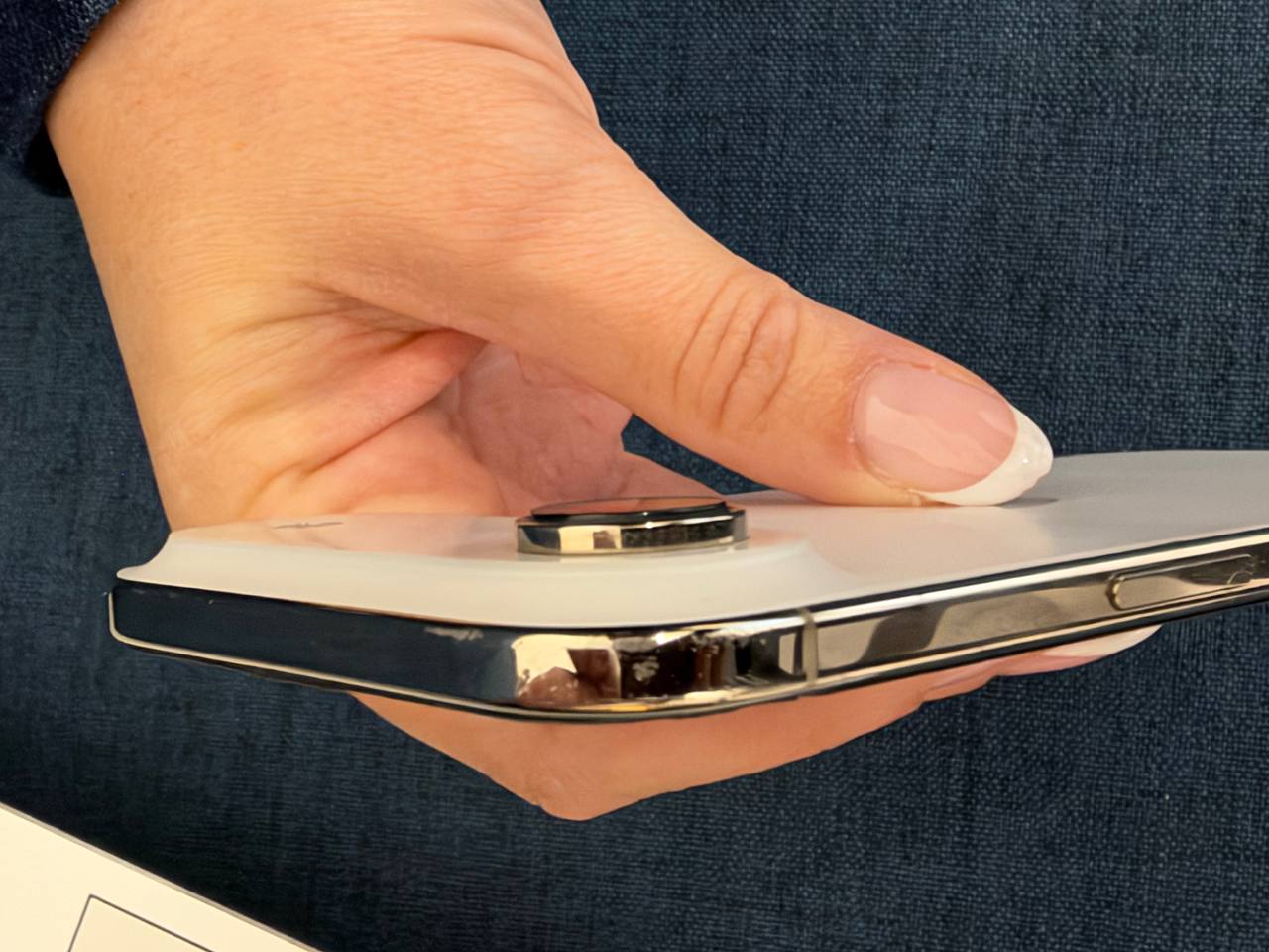 Apple iPhone Air 256 ГБ, gold