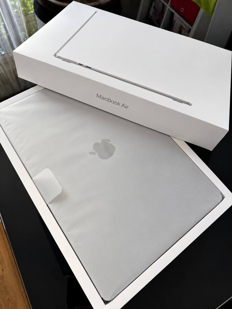 MacBook Air 15″ M5 24GB / 1TB SSD