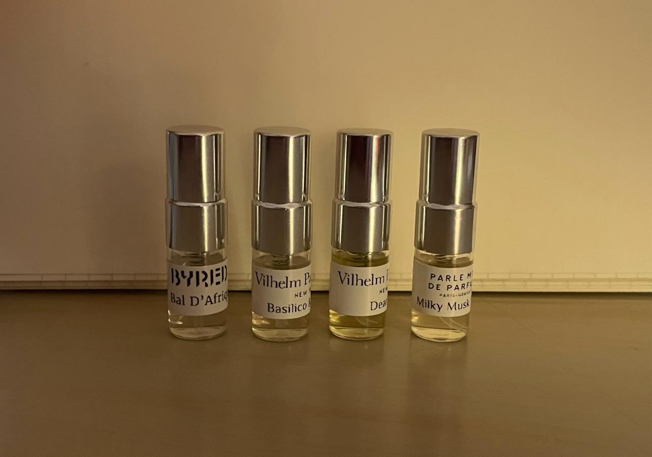 Парфюм отливанты 2 мл: Byredo, Parle Moi, Vilhelm Parfumerie